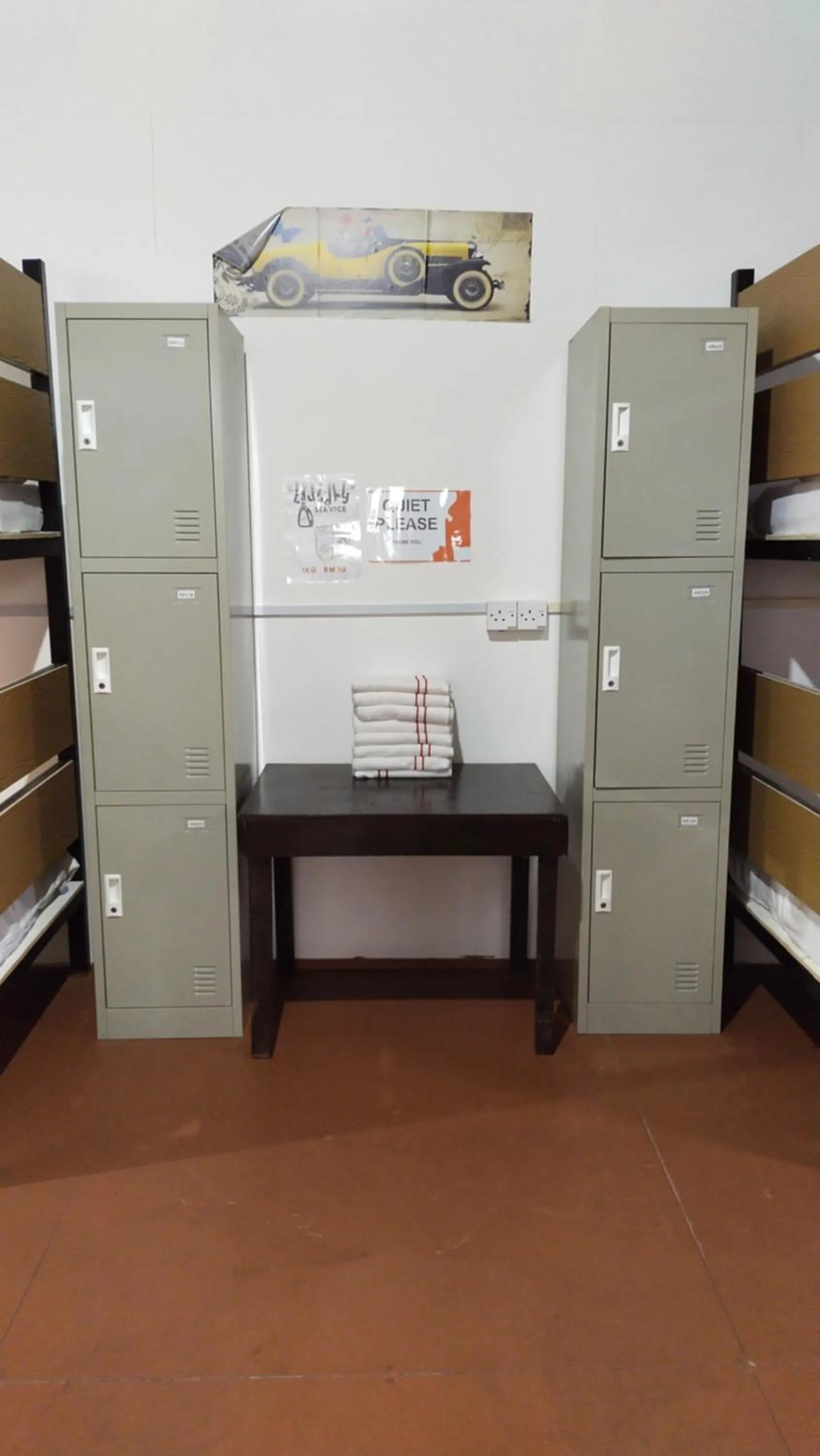 microwave in Happy Garden