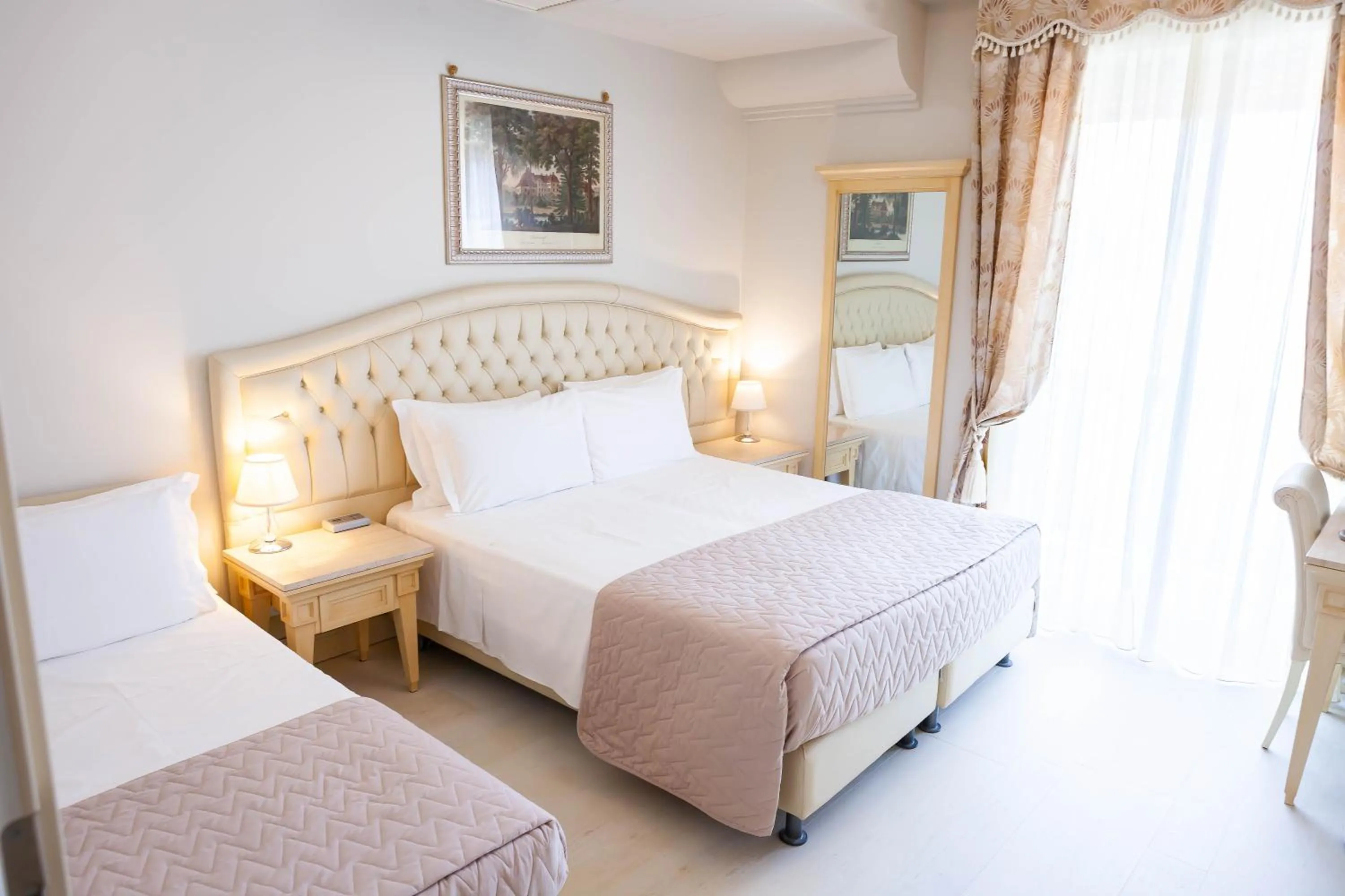 Photo of the whole room, Bed in Hotel Conchiglia