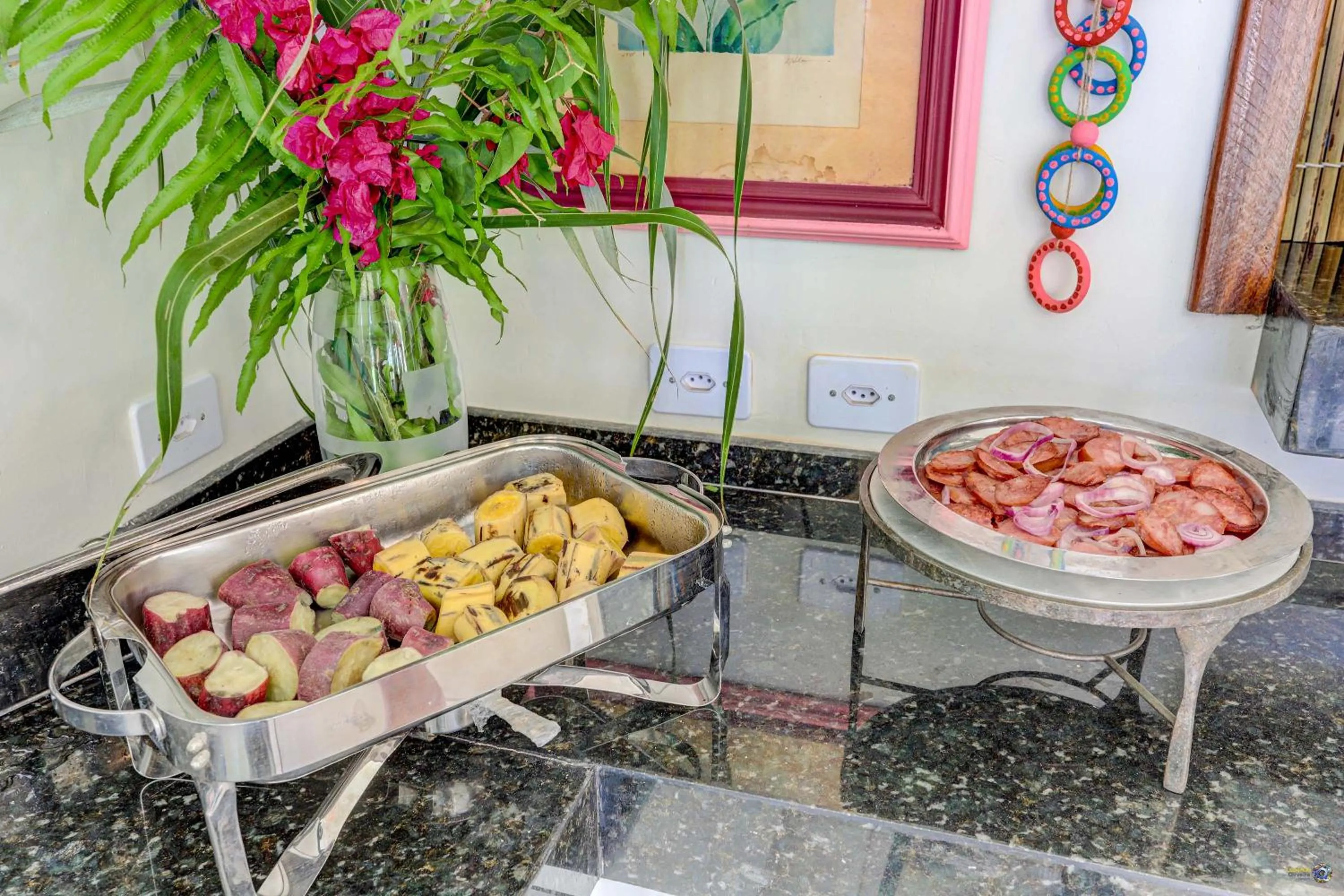 Buffet breakfast in Pousada Céu & Mar de Taipu