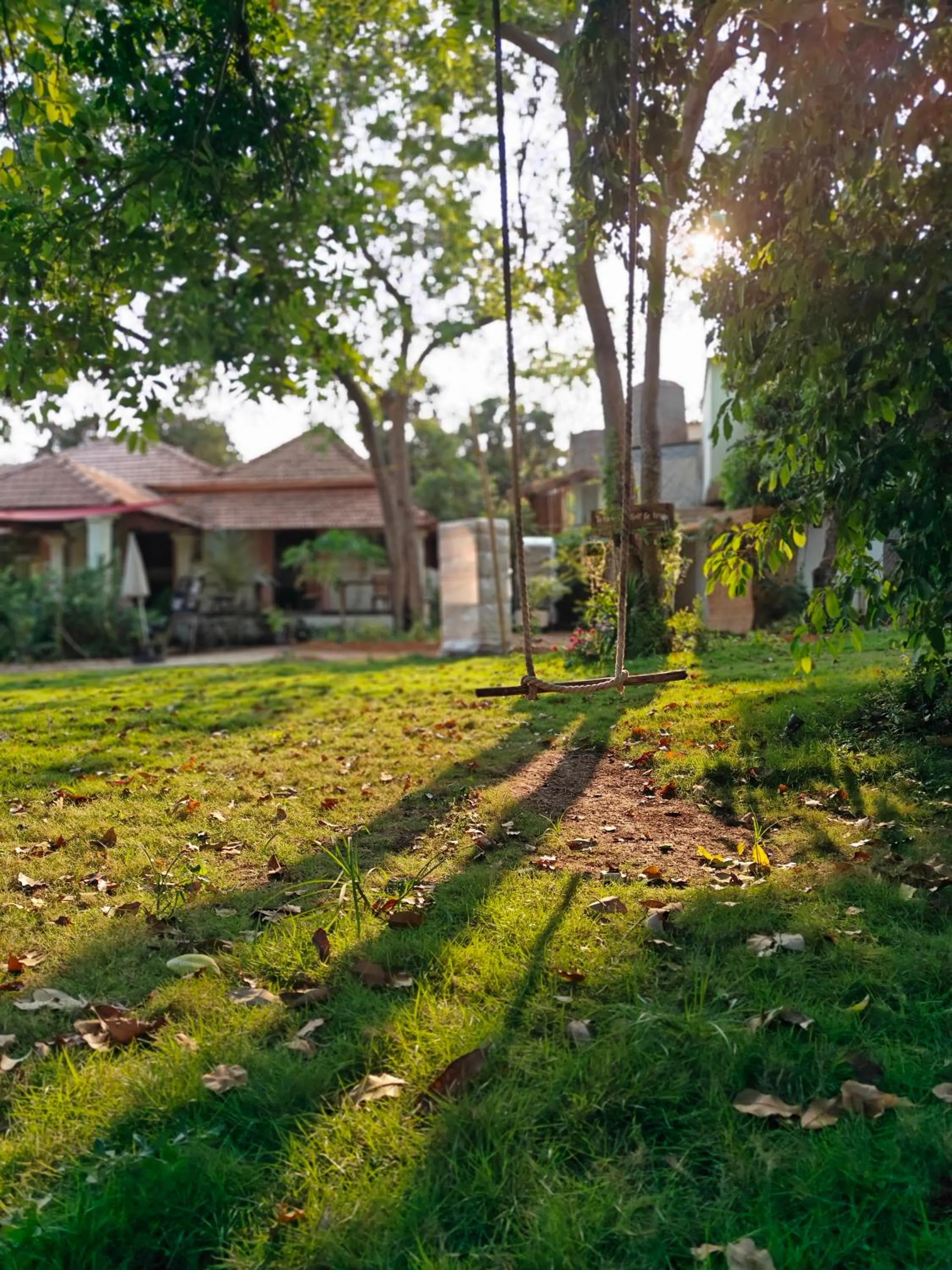 Restaurant/places to eat in Circle