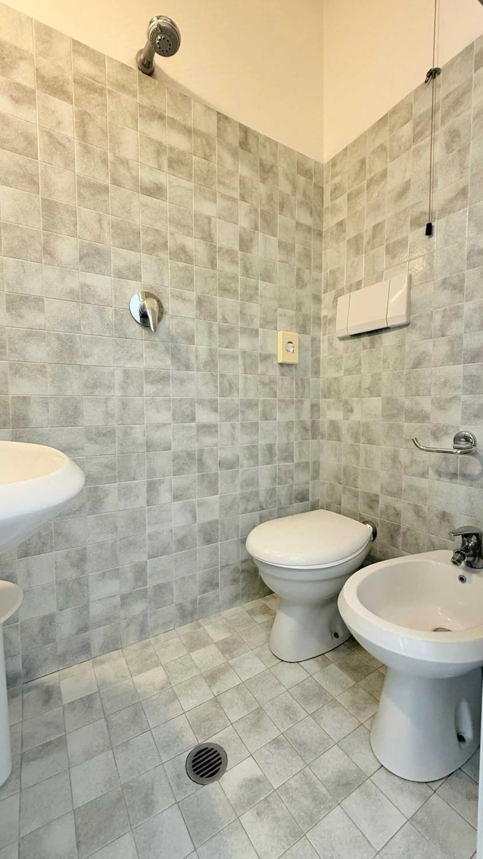 Shower in Hotel Ardesia