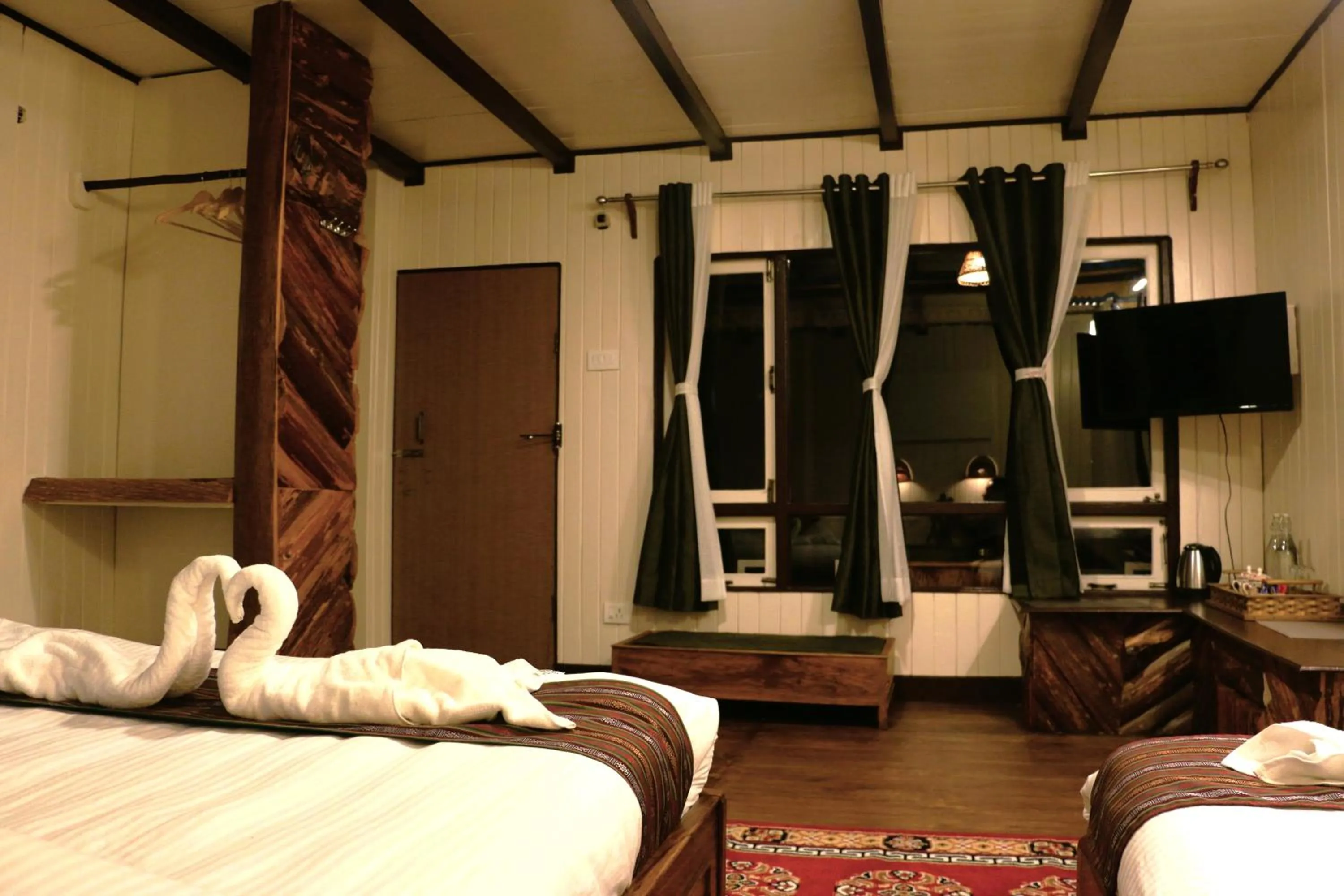 Bedroom, Bed in The Nettle and Fern Farmstay