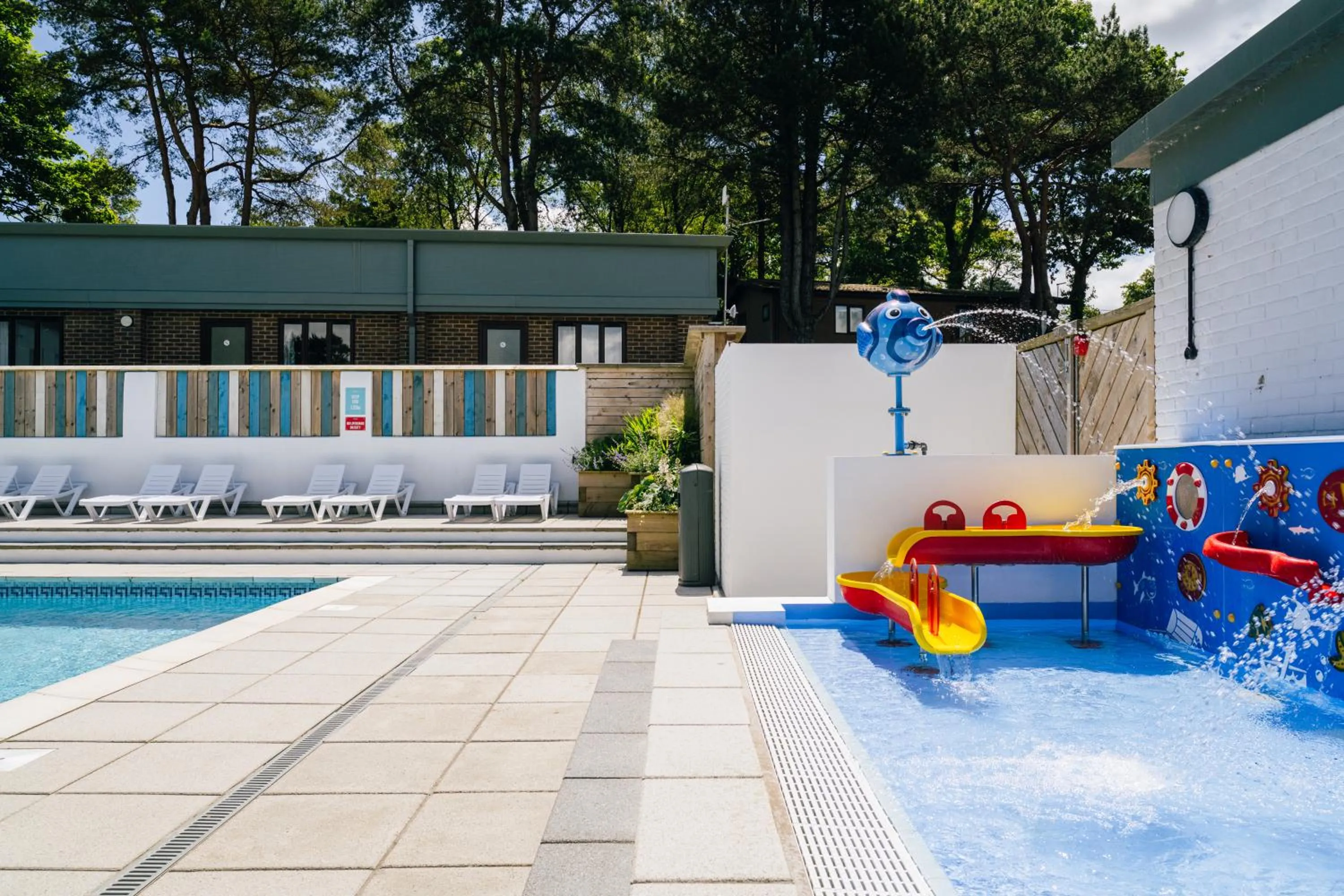 Swimming pool in Newlands Holidays