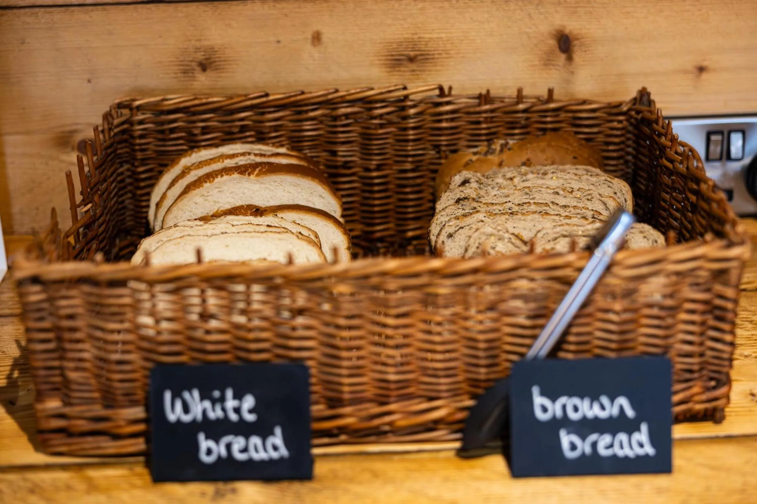 Food and drinks in The First Hurdle Guest House