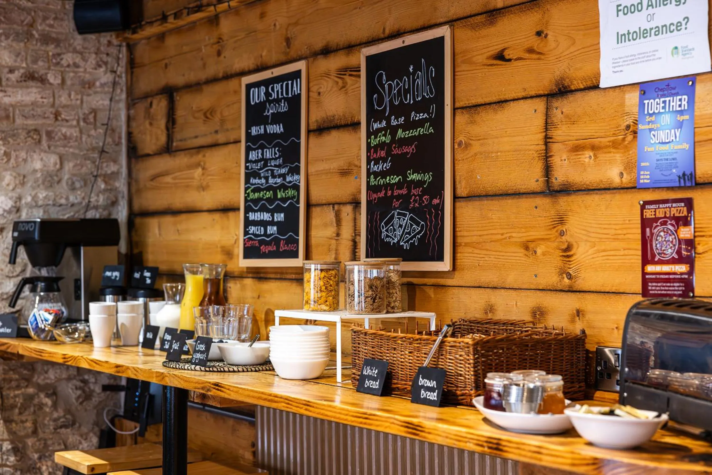 Food and drinks in The First Hurdle Guest House