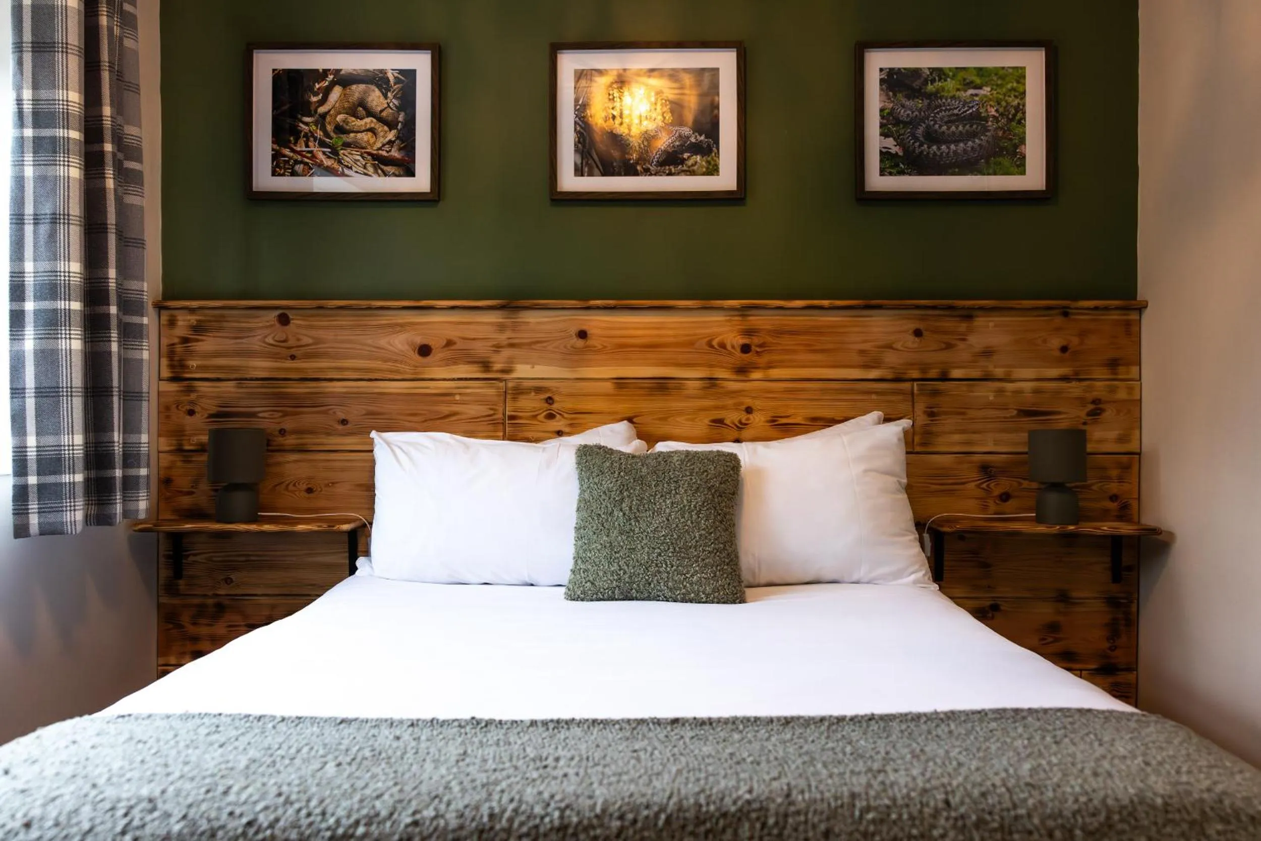 Bed in The First Hurdle Guest House