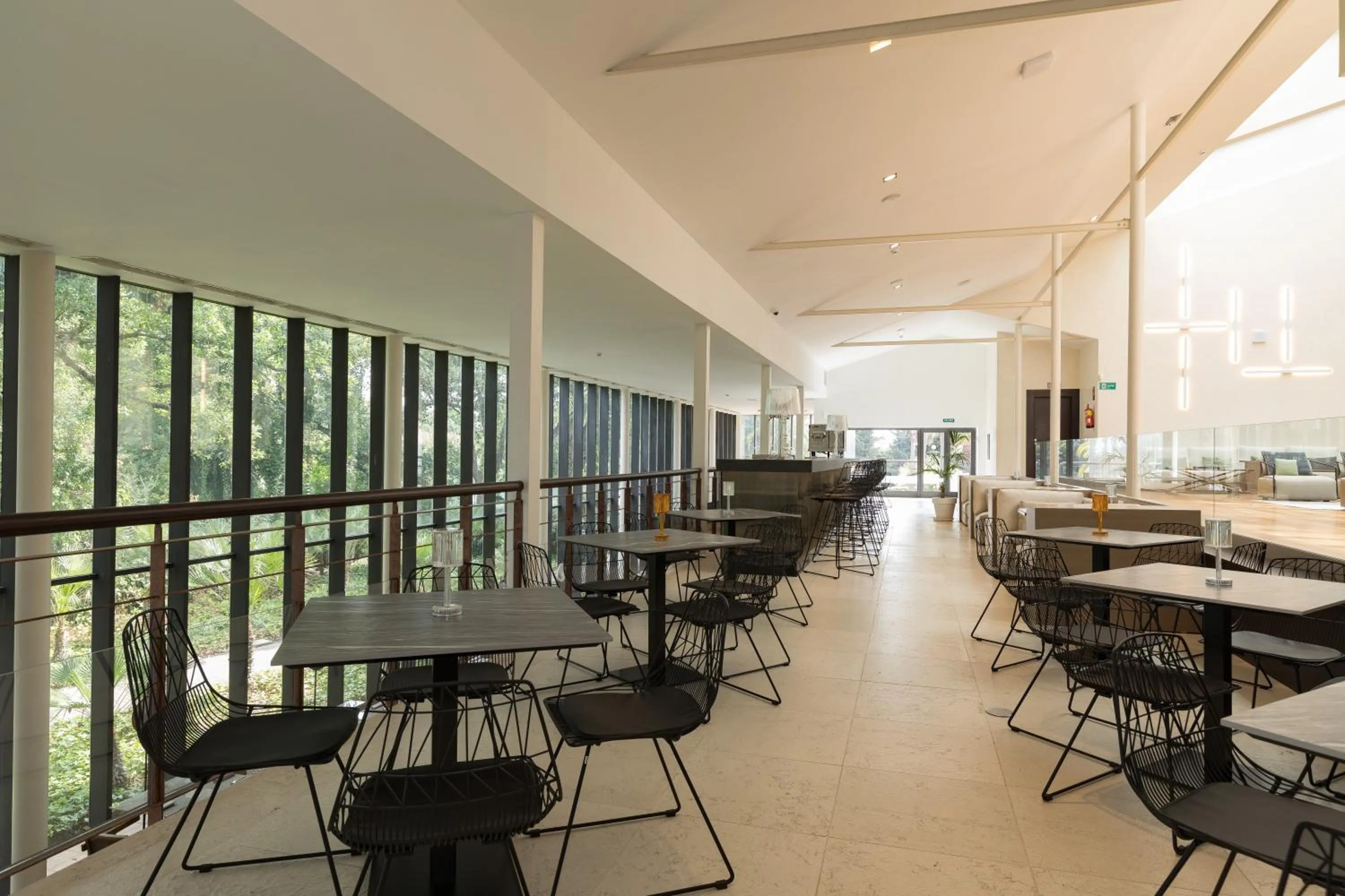 Lounge or bar in Hotel Encinar de Sotogrande