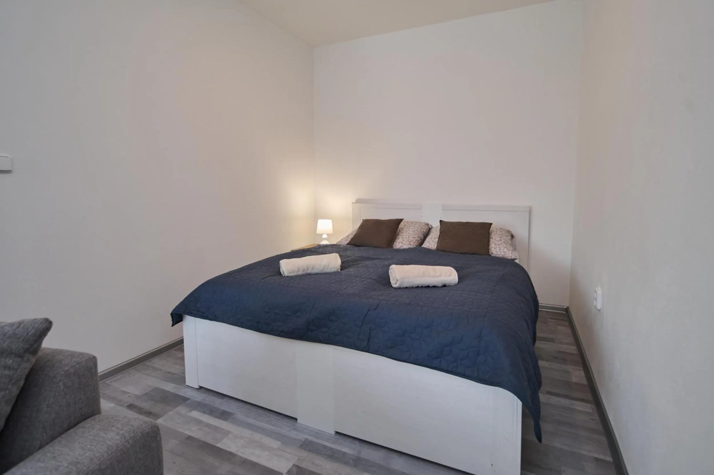 Bedroom, Bed in Central Apartments