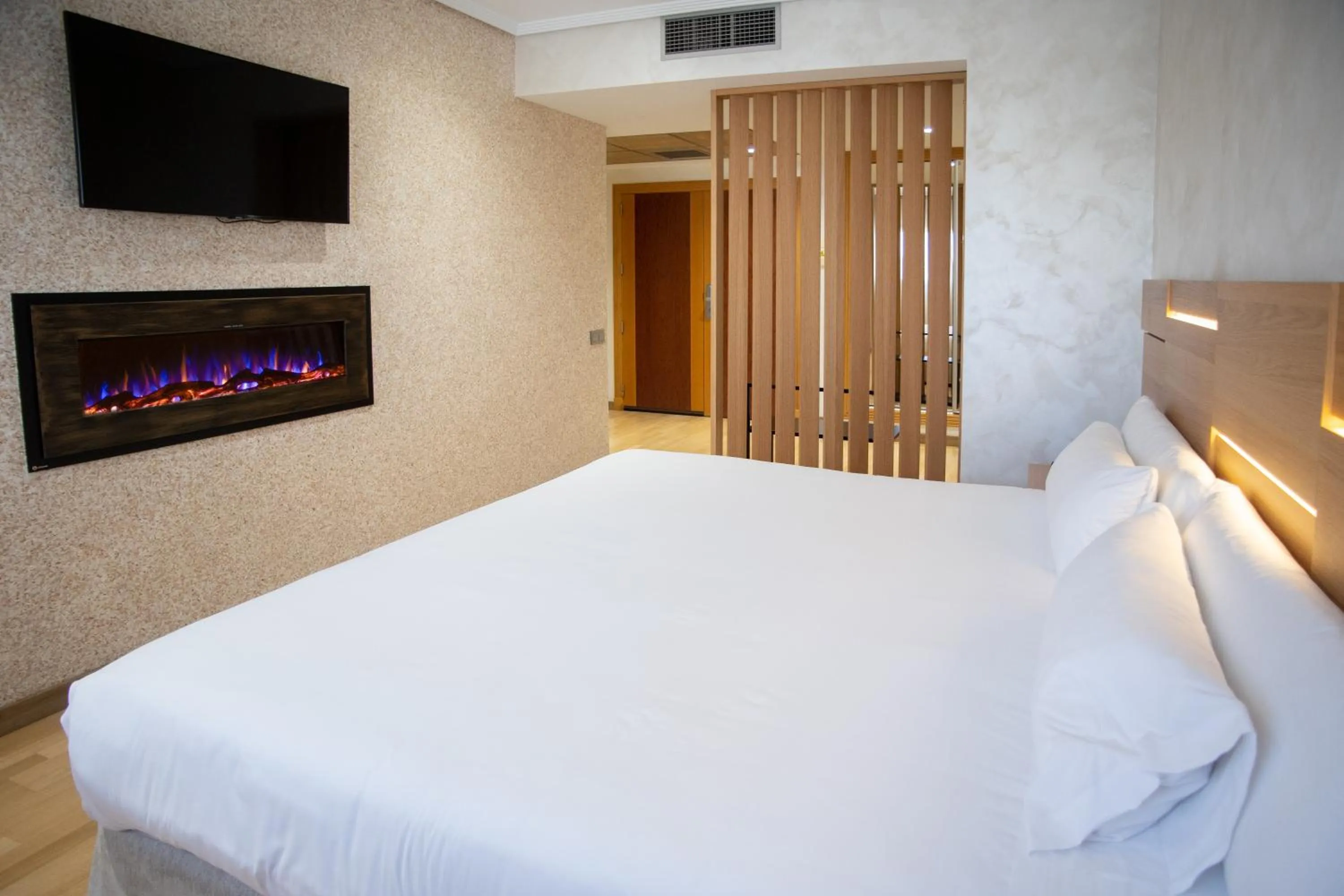 Bed in Sercotel Gran Fama