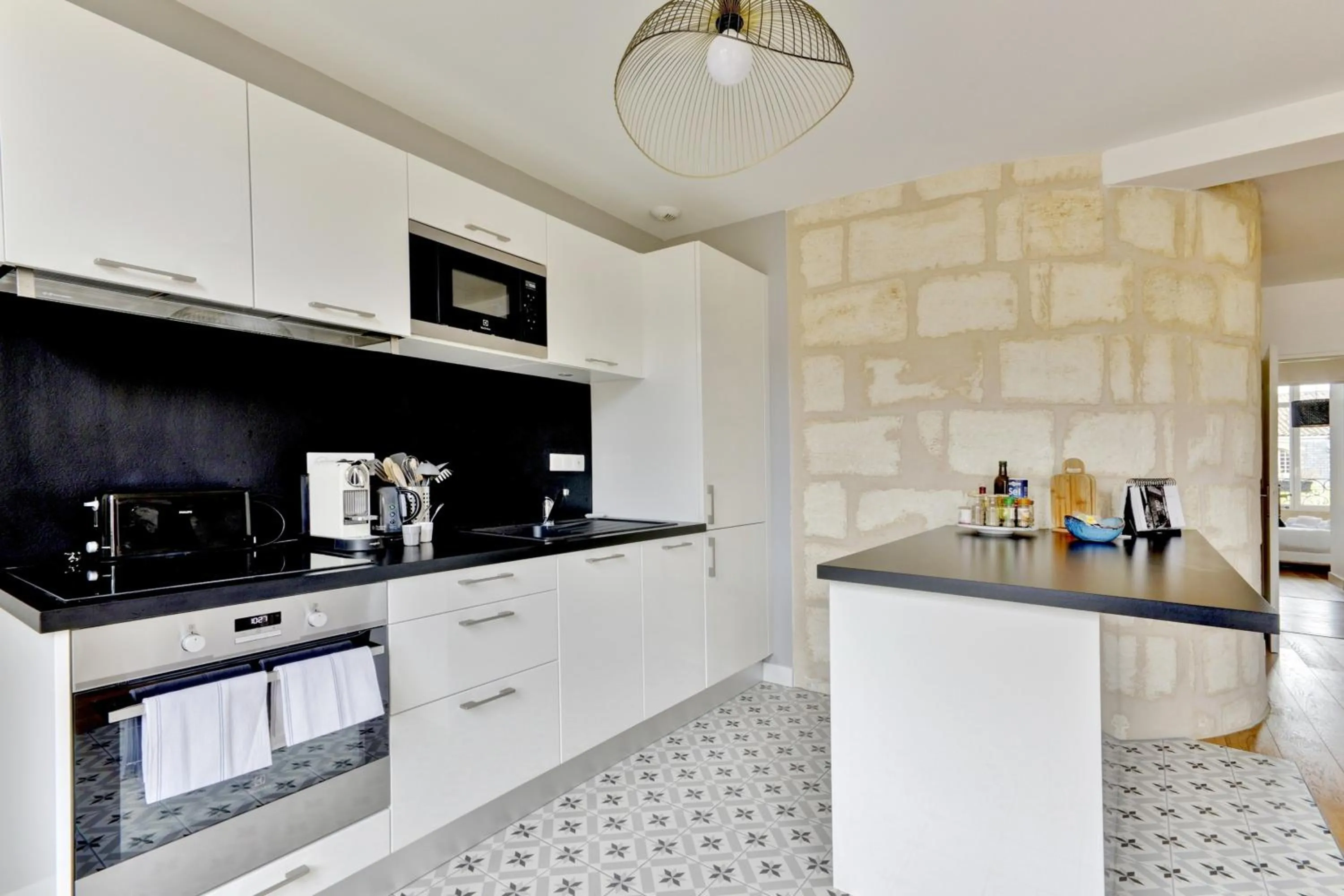 Kitchen or kitchenette in L'Entre Deux - Magnifique T3 quartier Saint Michel
