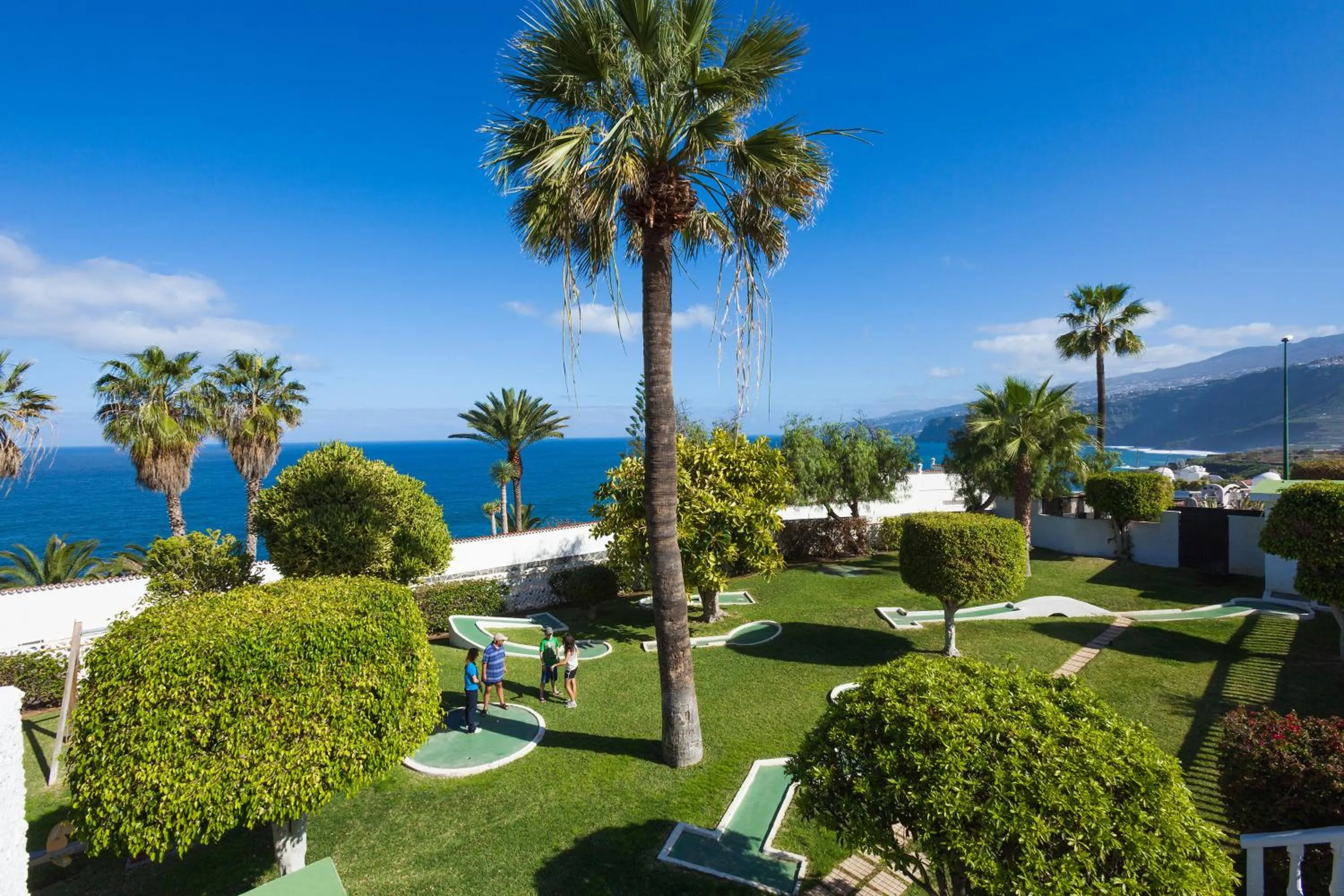 Garden in BLUESEA Interpalace