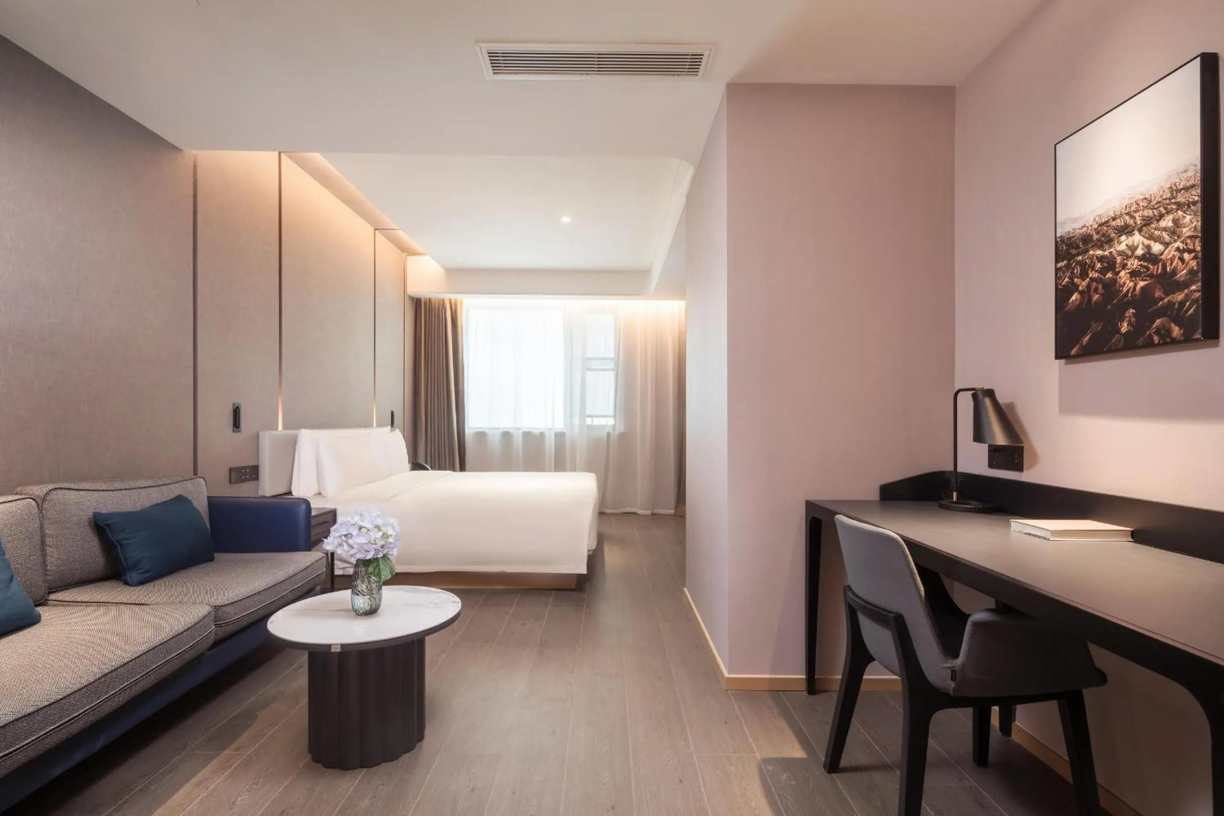 Bed in Atour Hotel Nantong Jinsha