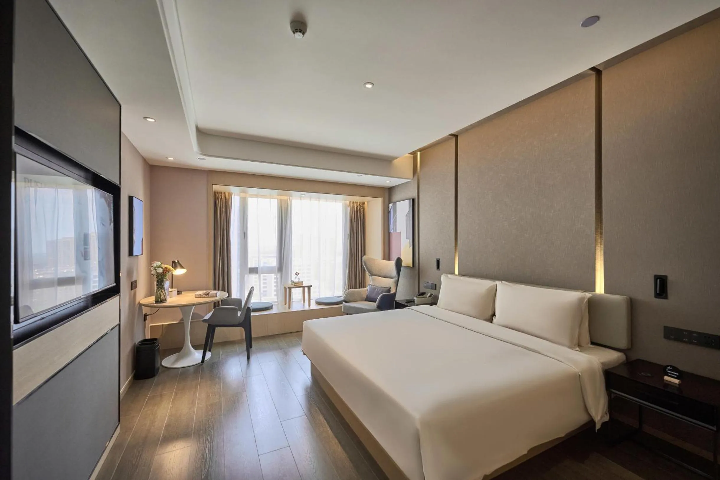 Photo of the whole room, Bed in Atour Hotel Taixing Municipal Government Drum Tower Xintiandi