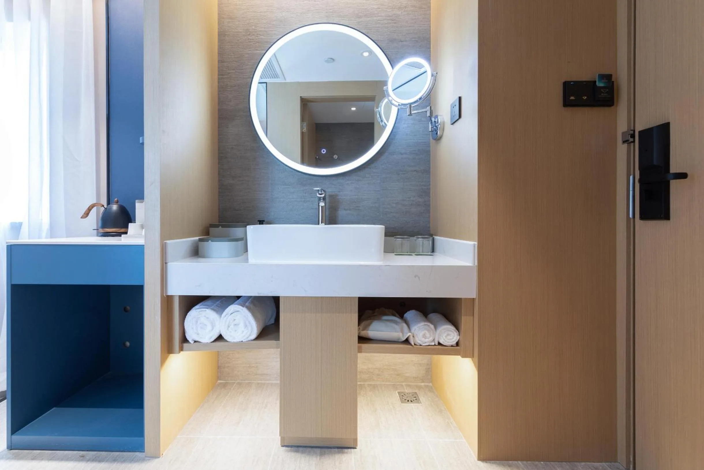 Atour Hotel Xiaolan Zhongshan