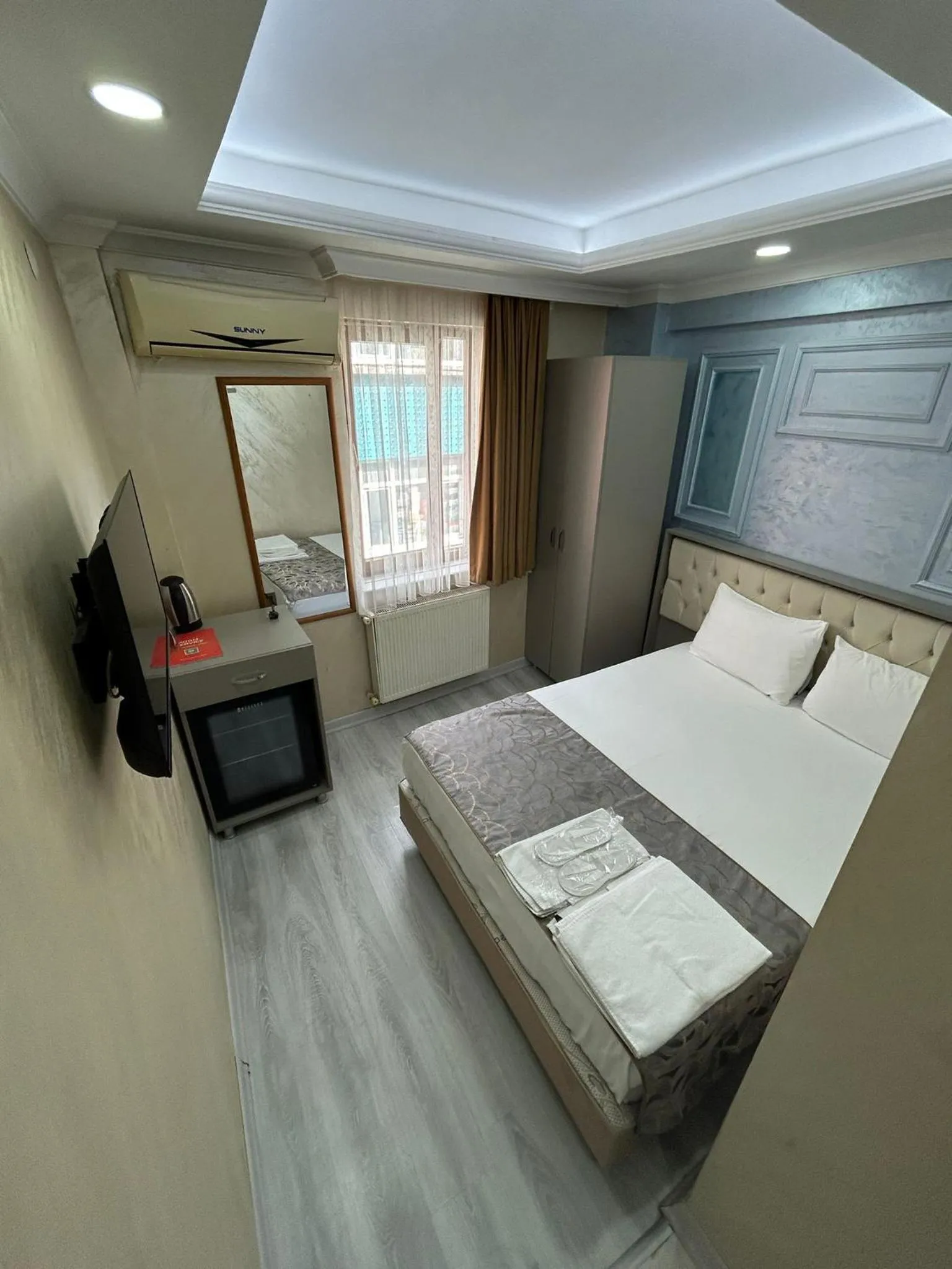 Photo of the whole room, Bed in Grand Kybele Hotel