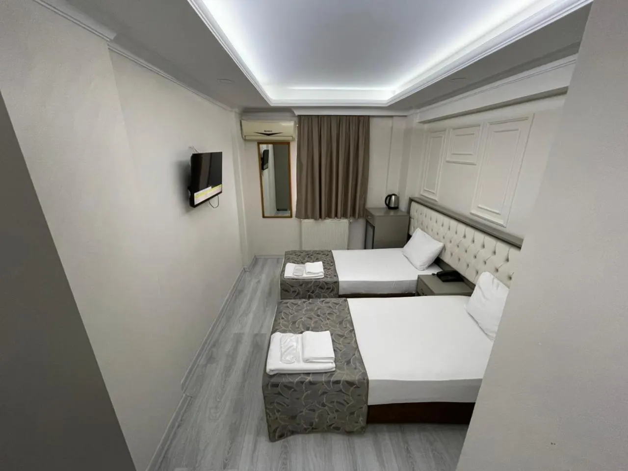 Photo of the whole room, Bed in Grand Kybele Hotel