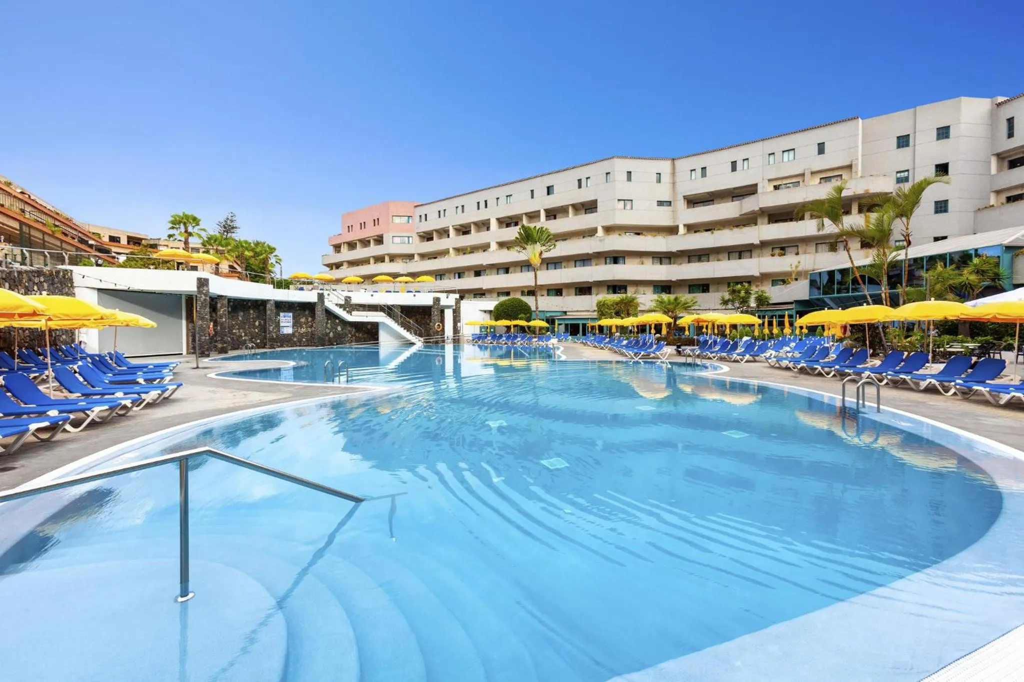 Property building in Alua Tenerife