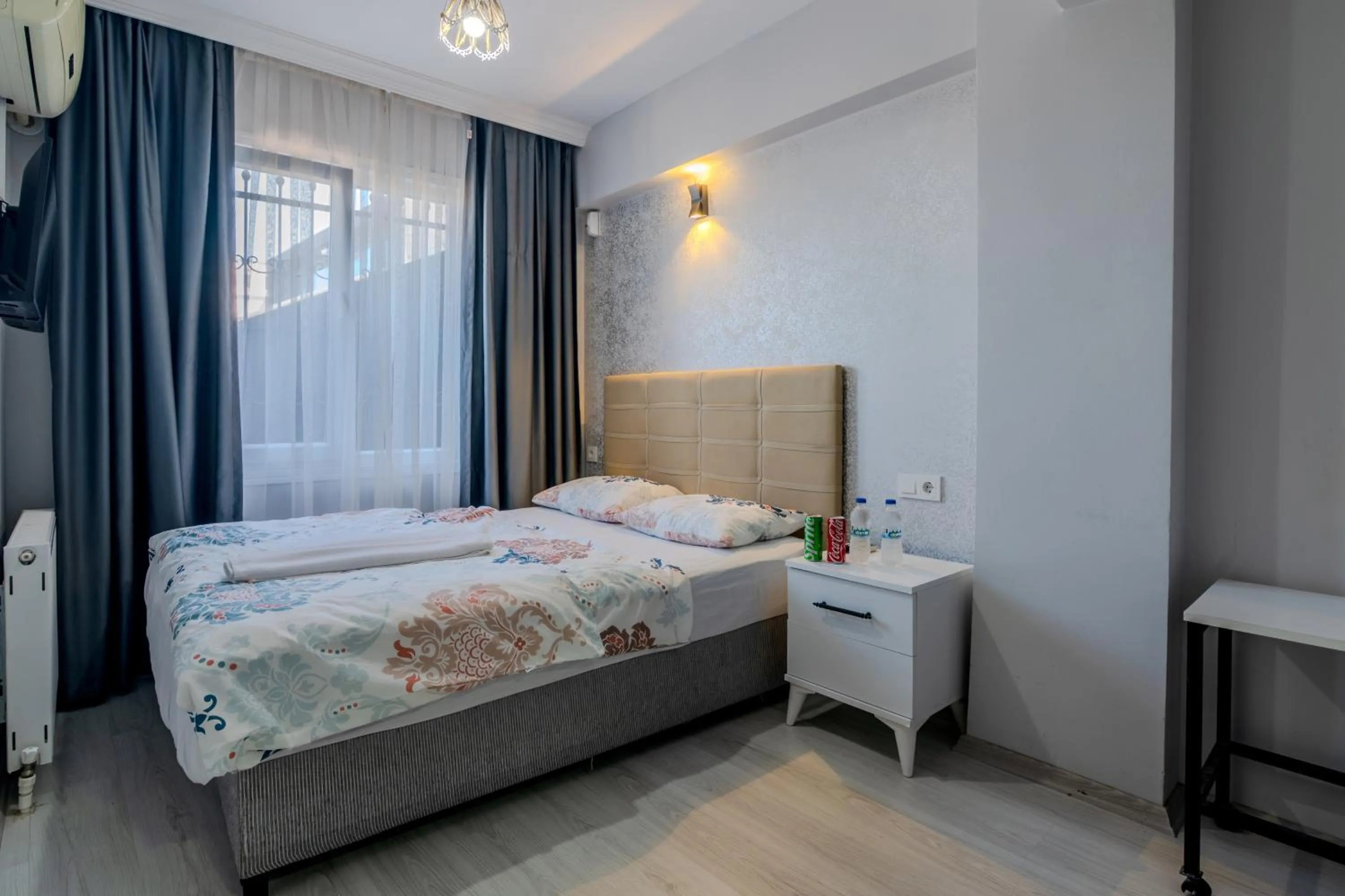 Bed in Airport Black Sea Hotel & Restaurant