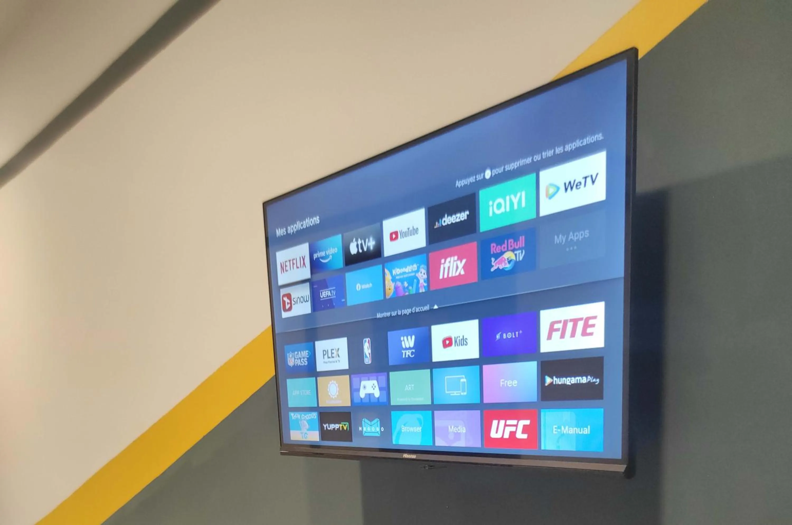 TV and multimedia in Smile Hotel Seri Kembangan