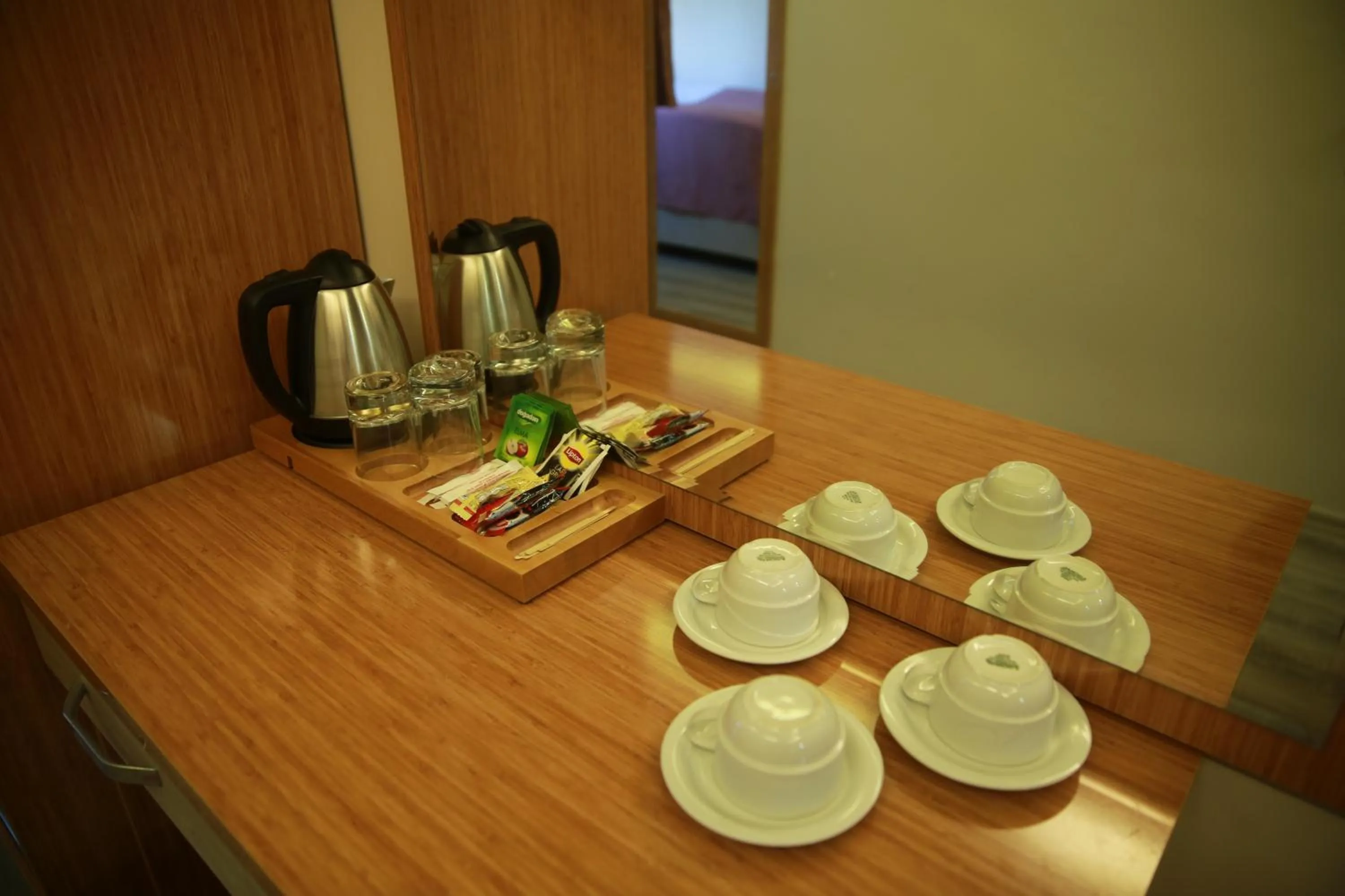 Food and drinks in Hotel Black Pearl