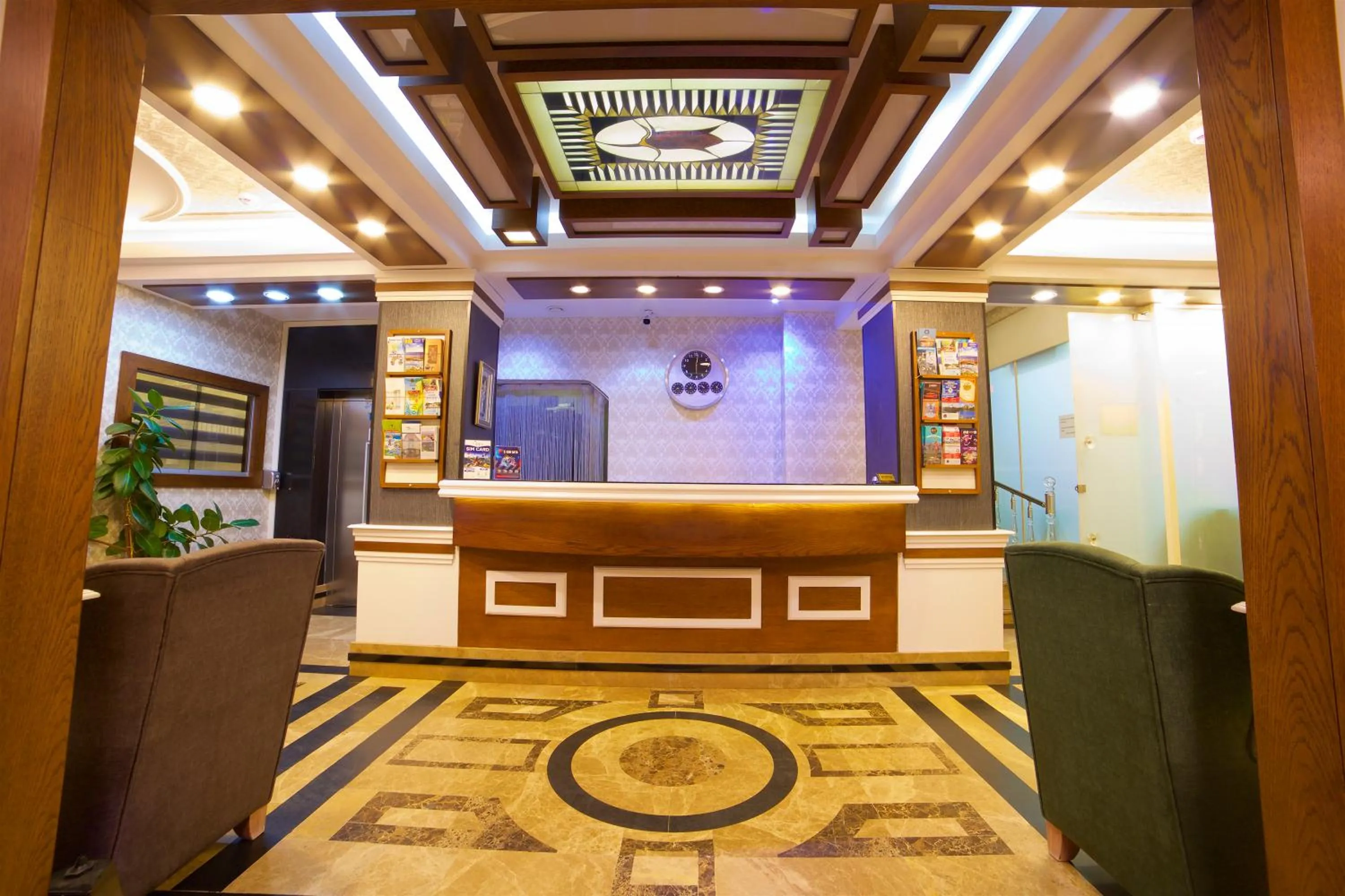 Lobby or reception in Hotel Black Pearl