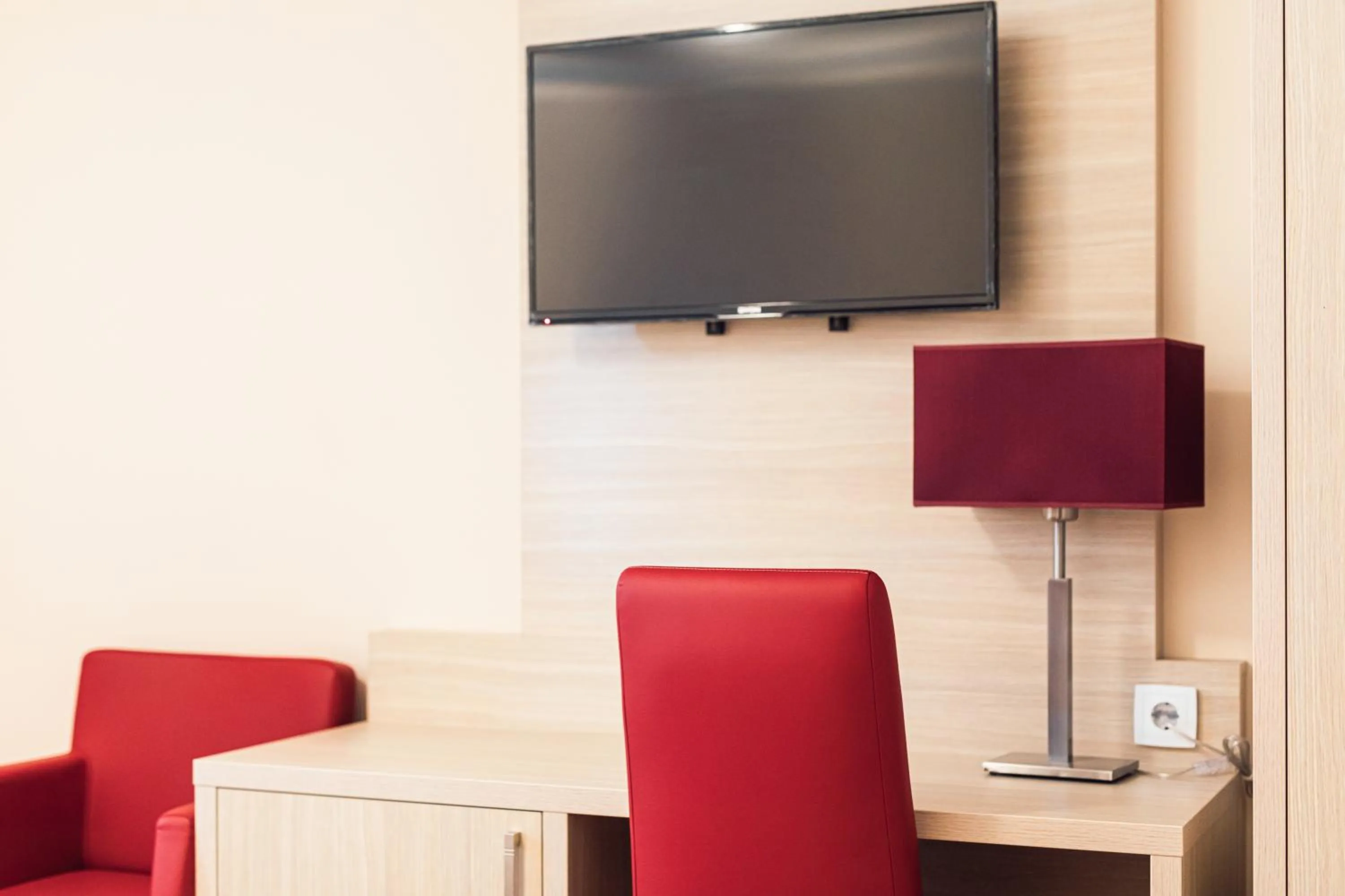 TV and multimedia in Hotel Hamburger Perle