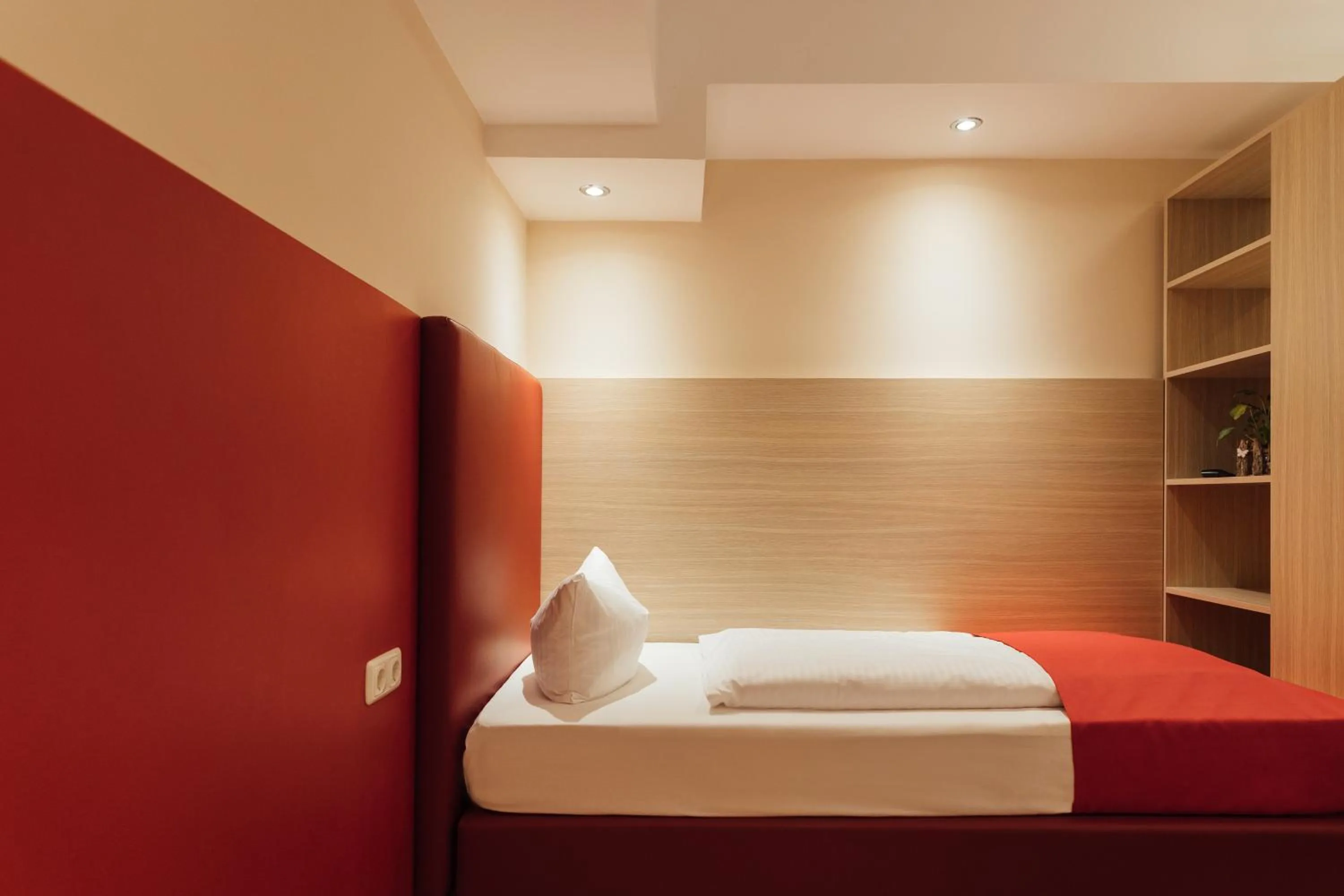 Bed in Hotel Hamburger Perle