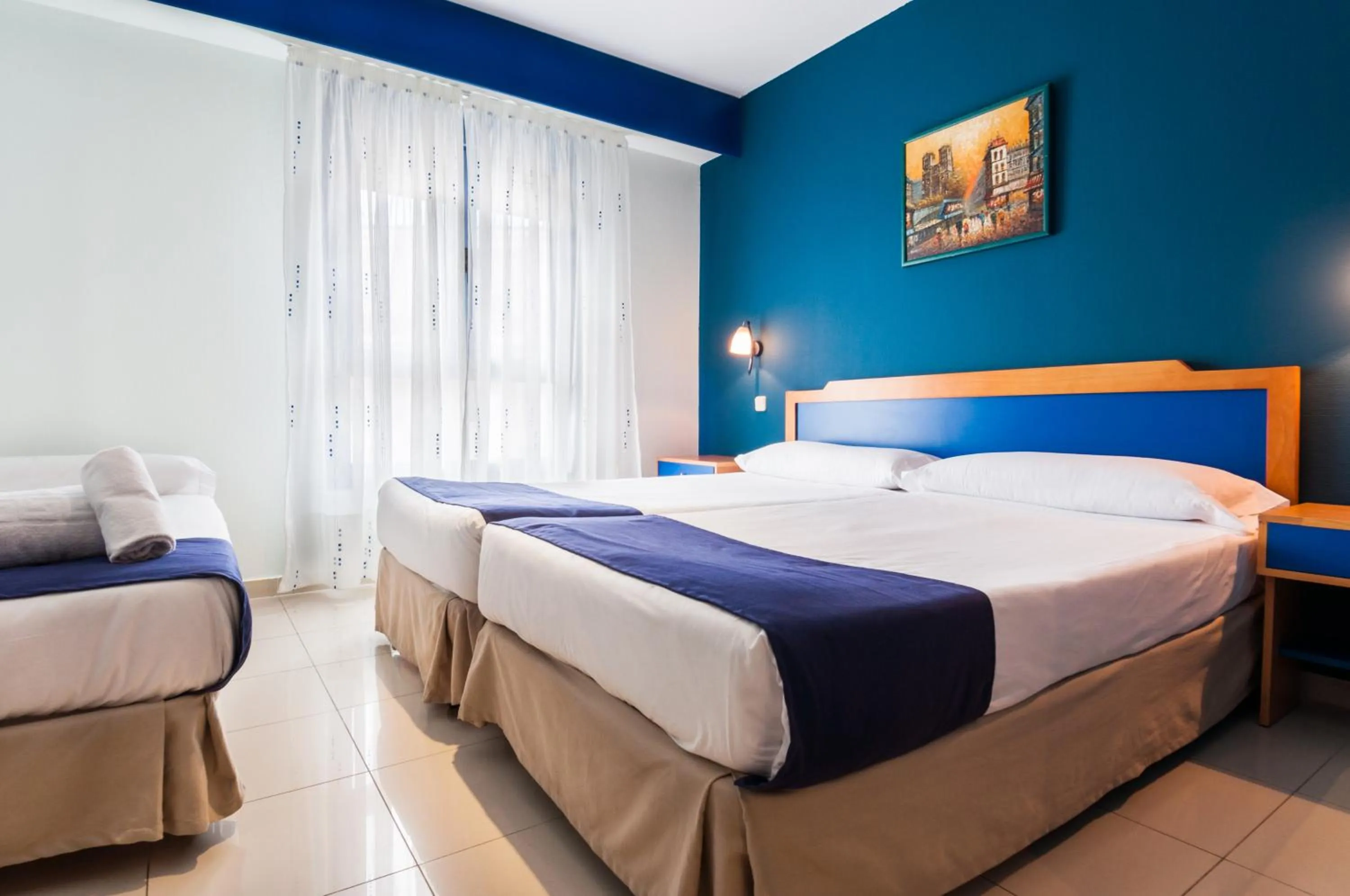 Photo of the whole room in Hotel Villa De Pinto