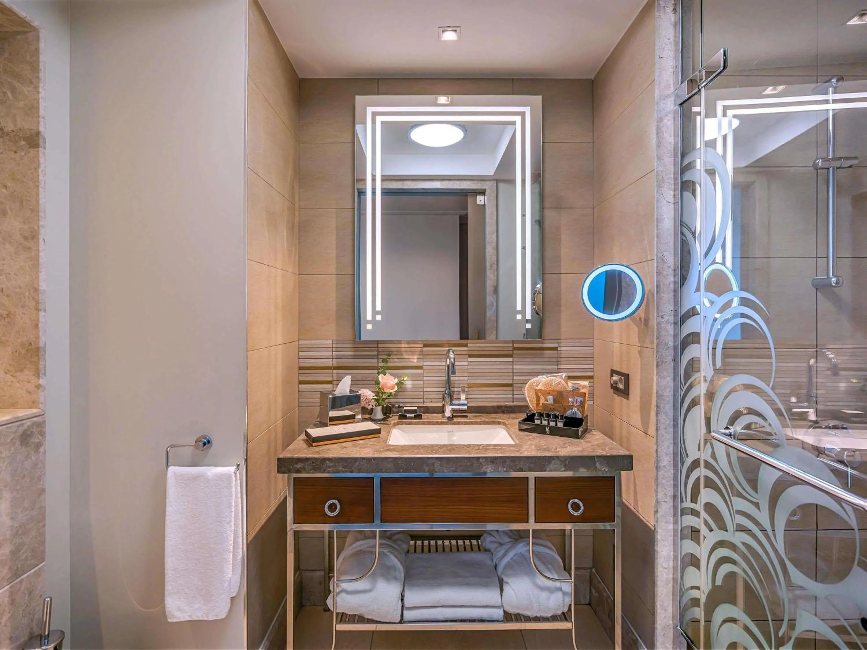 Bedroom in The Artisan Hotel Istanbul - MGallery Collection