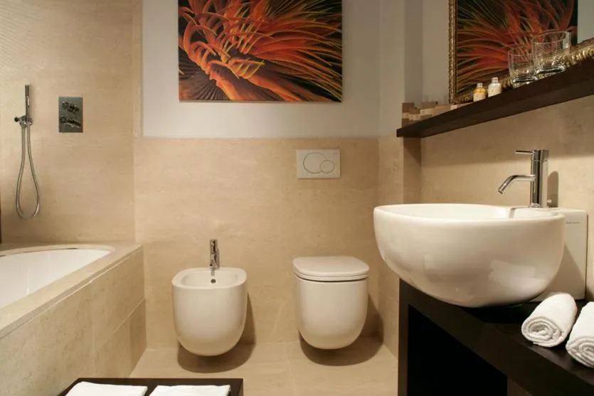 Toilet in Sea Art Hotel