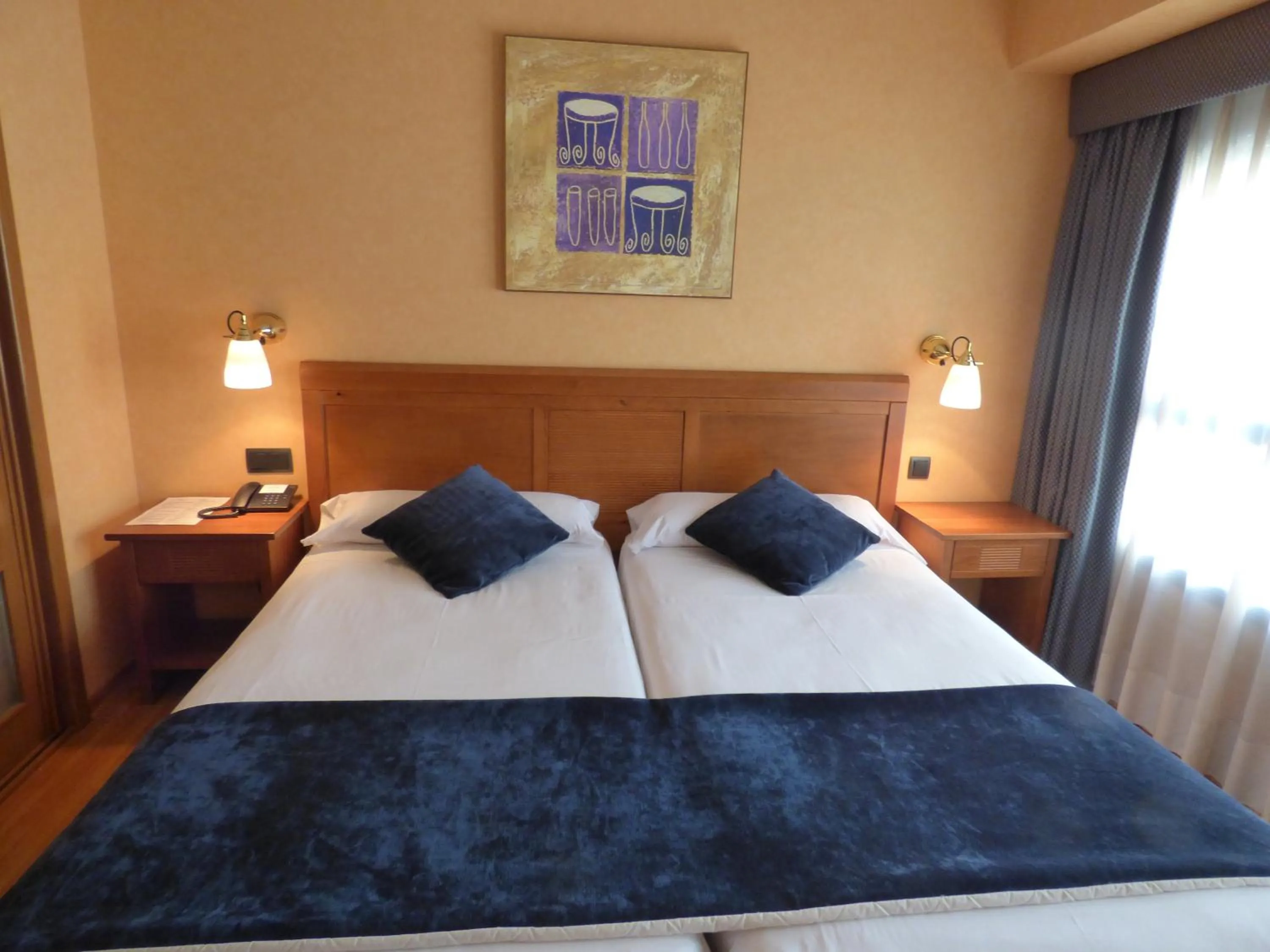 Photo of the whole room, Bed in Eco Via Lusitana