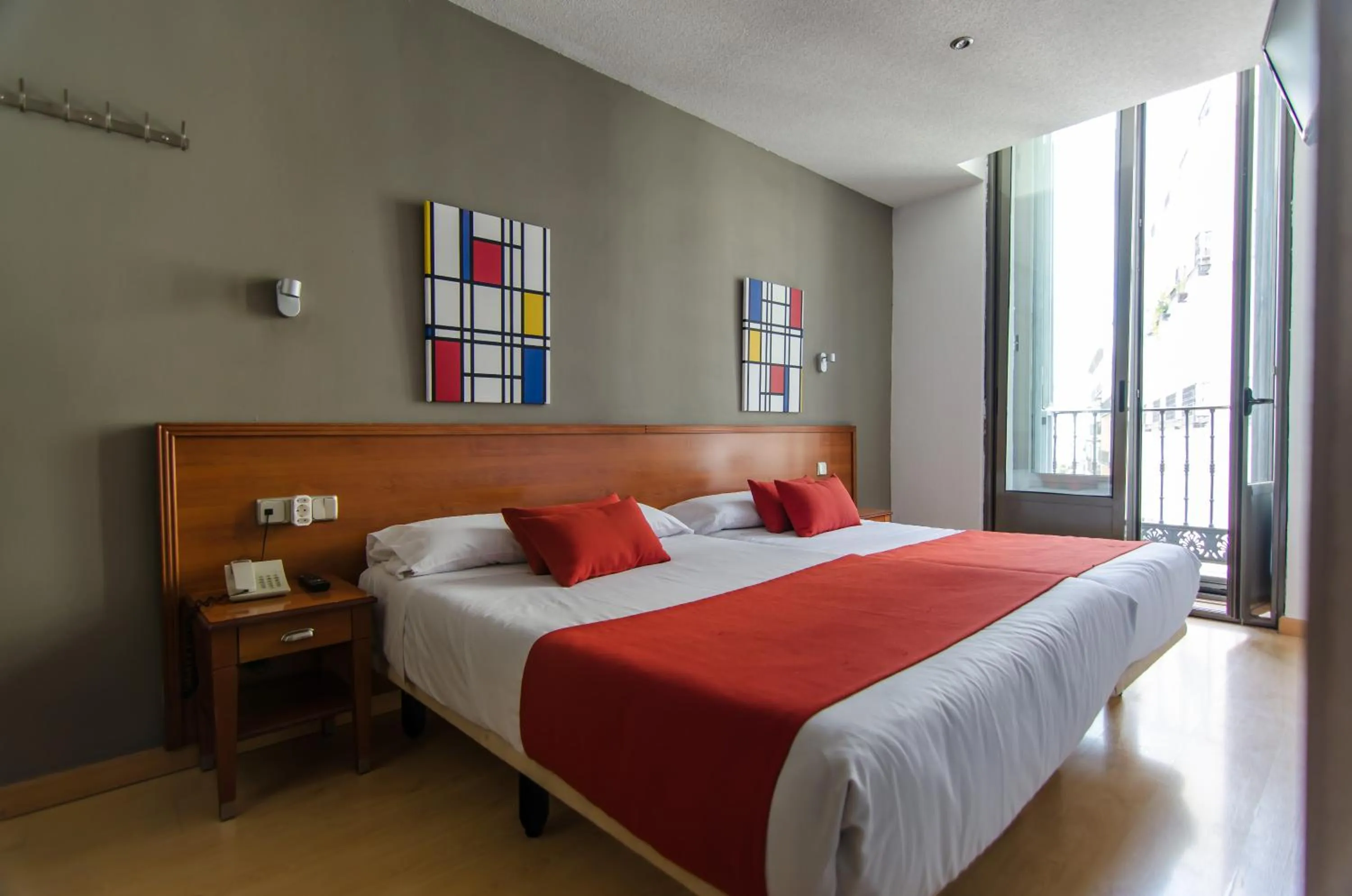 Photo of the whole room, Bed in Hostal Persal