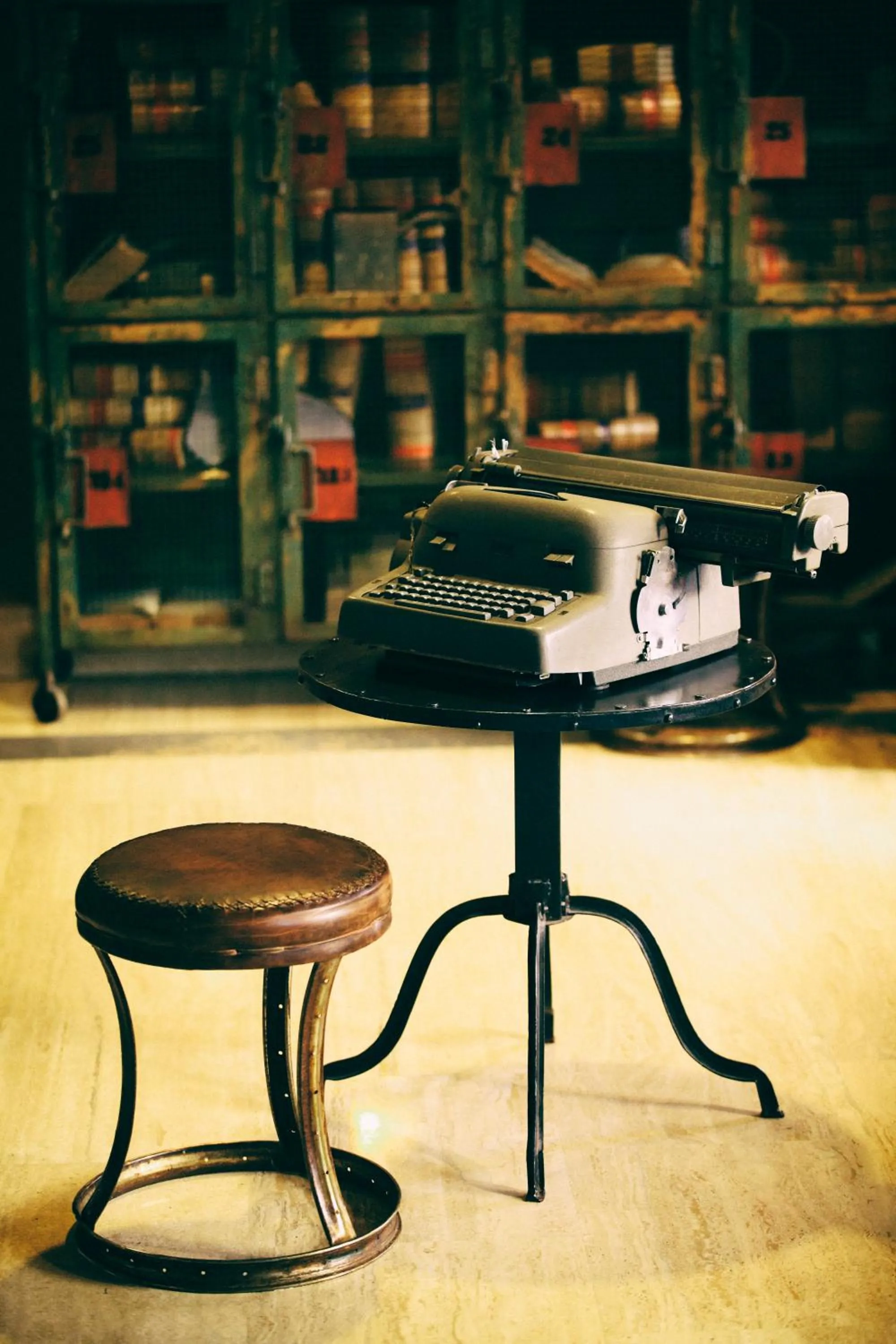 Library in Hostal Persal