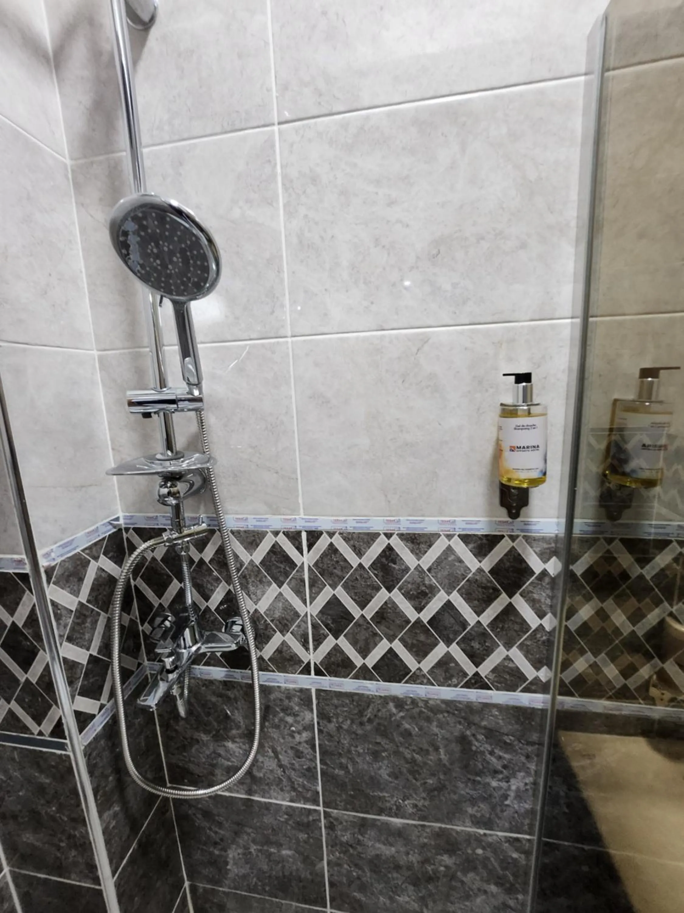 Bathroom in MARINA APPART Hôtel