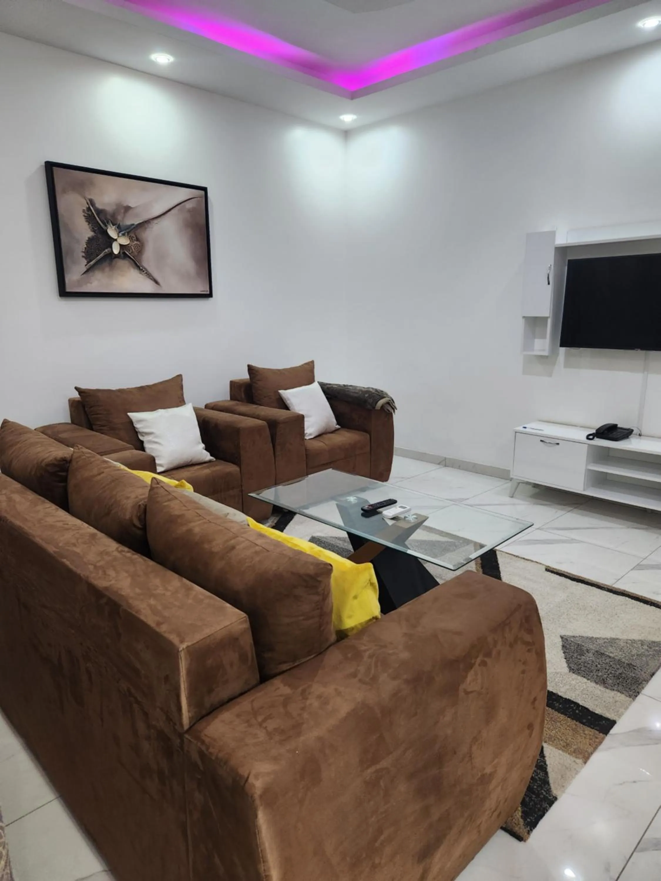 Communal lounge/ TV room in MARINA APPART Hôtel