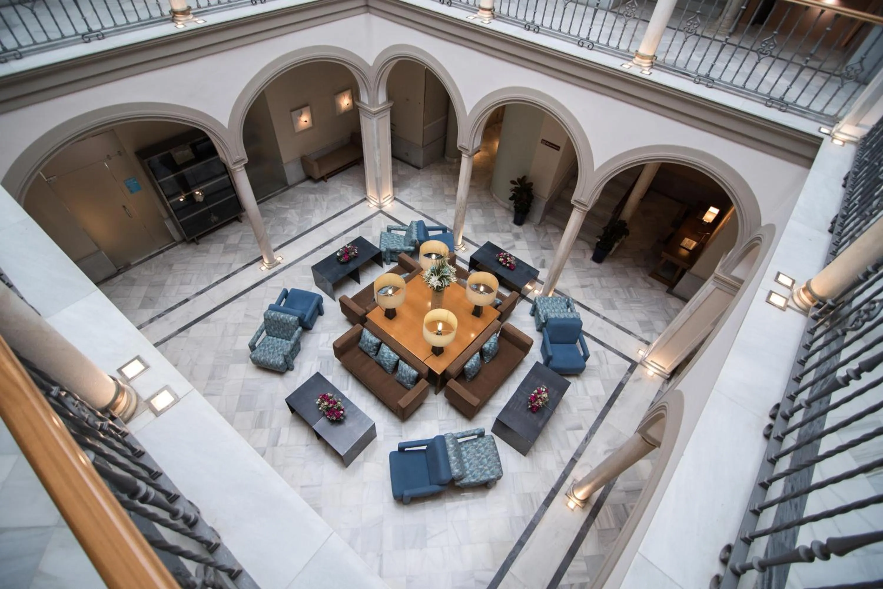 Patio in Petit Palace Marques Santa Ana