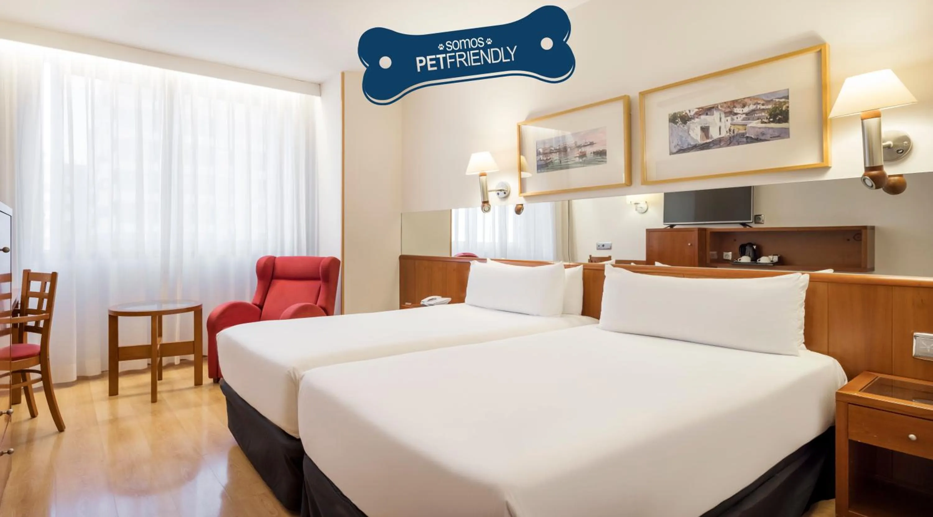 Double Room Pet Friendly in Ilunion Les Corts Spa