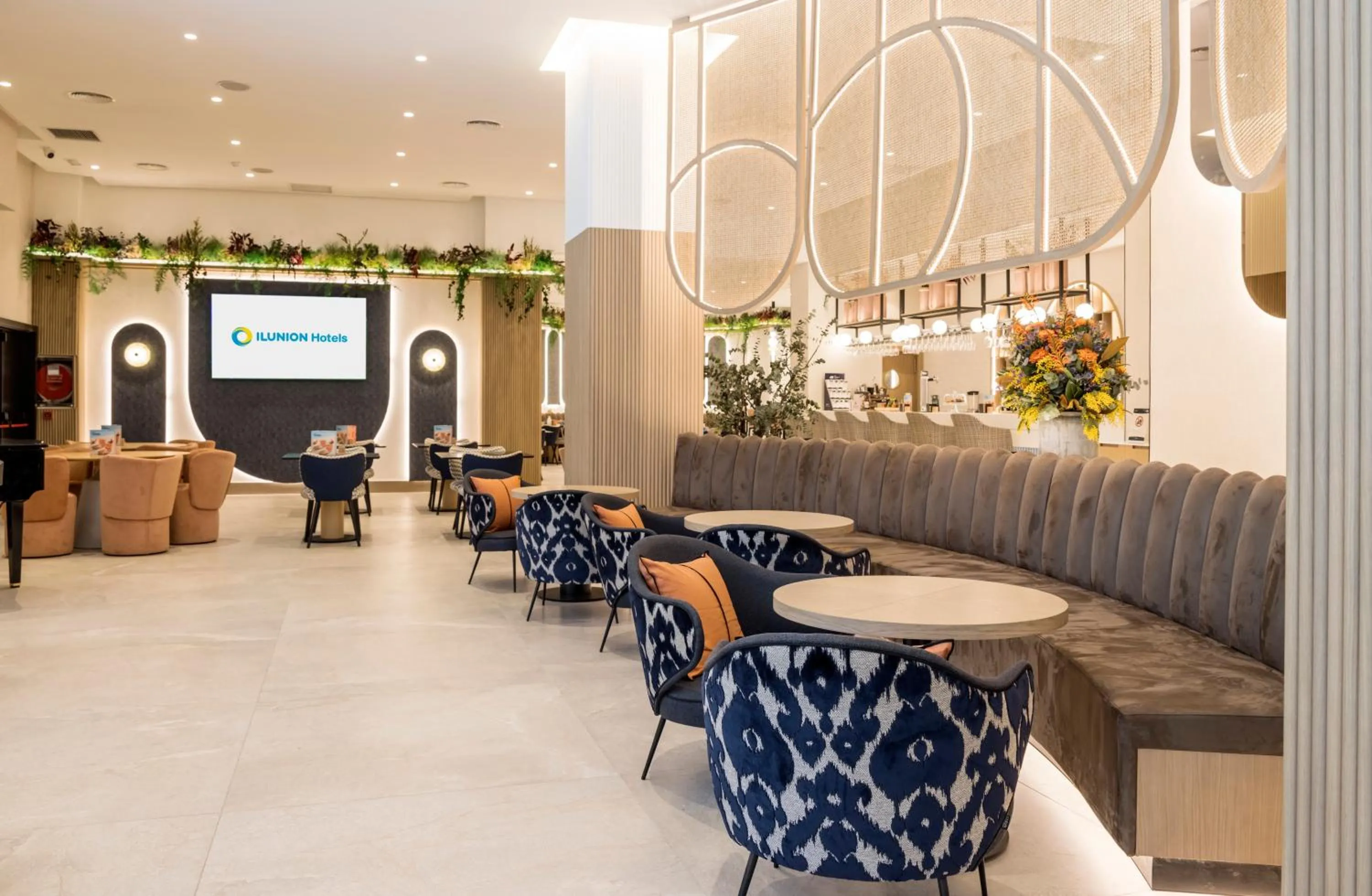 Living room in Ilunion Les Corts Spa