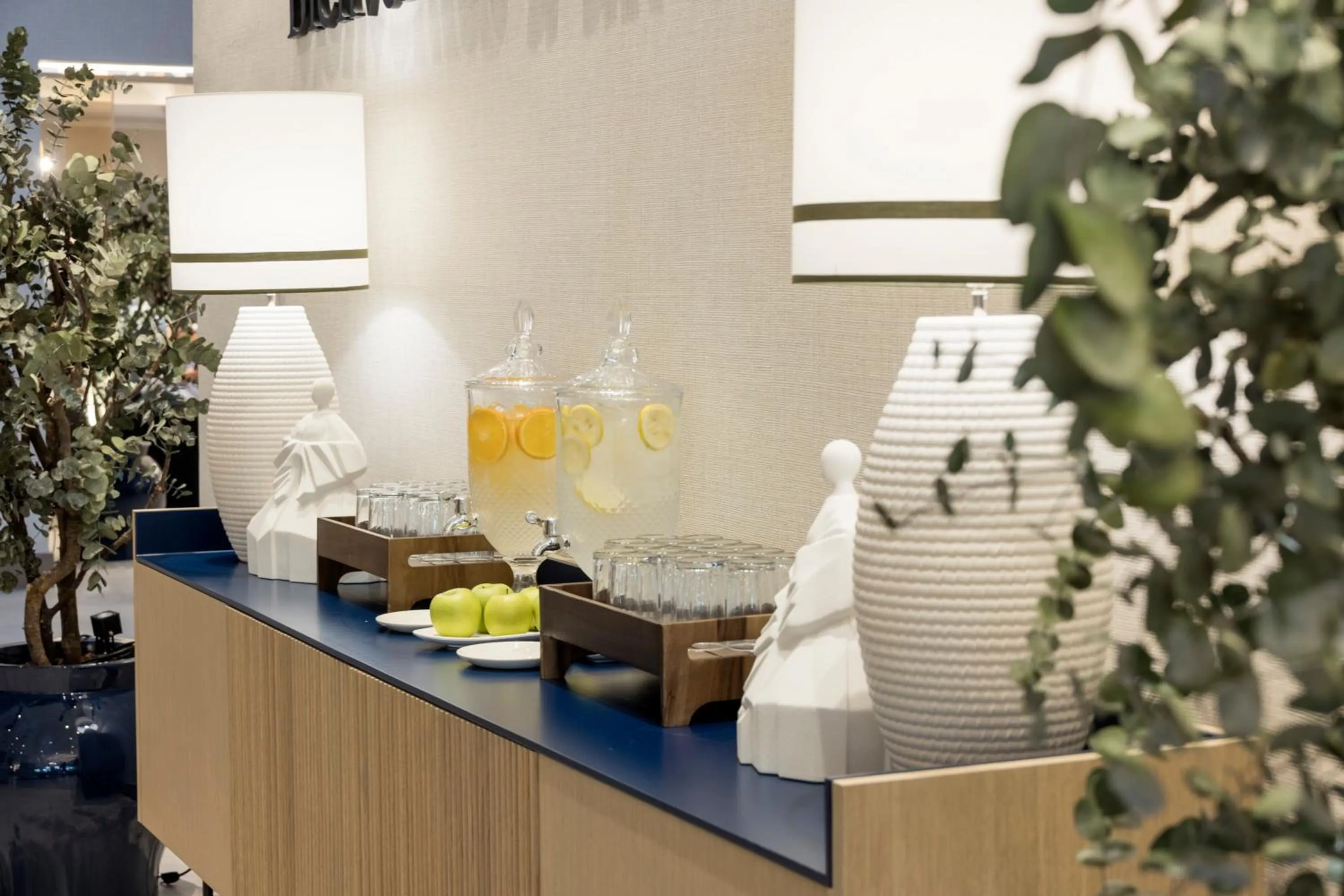 Lobby or reception in Ilunion Les Corts Spa