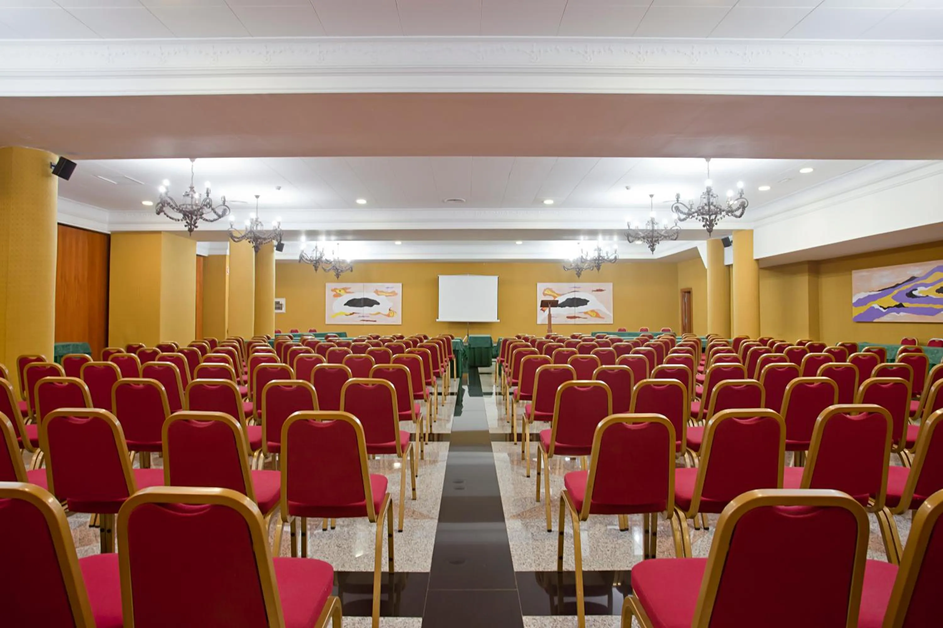 Meeting/conference room in Ilunion Les Corts Spa