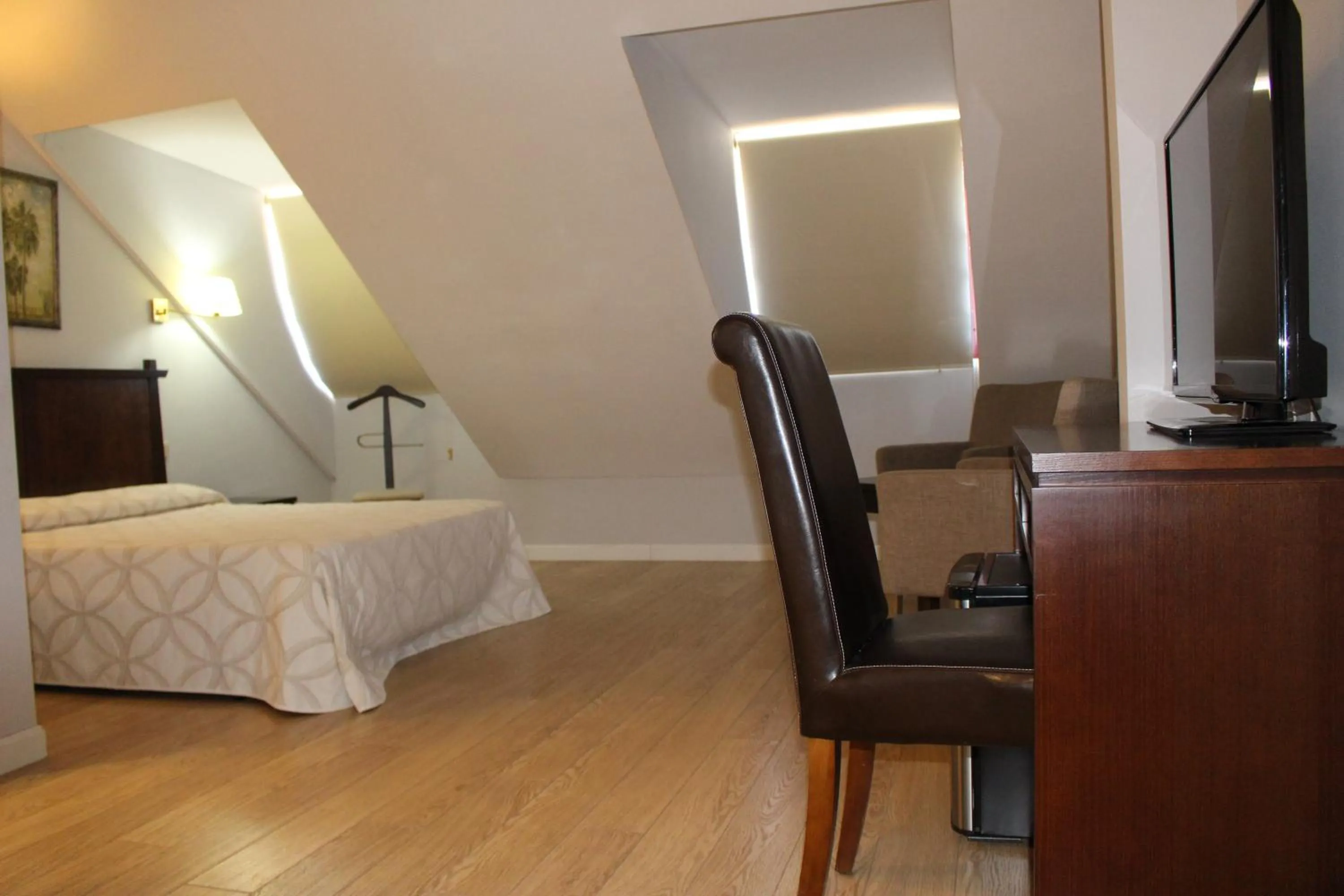 Photo of the whole room in Apartahotel Villa de Parla