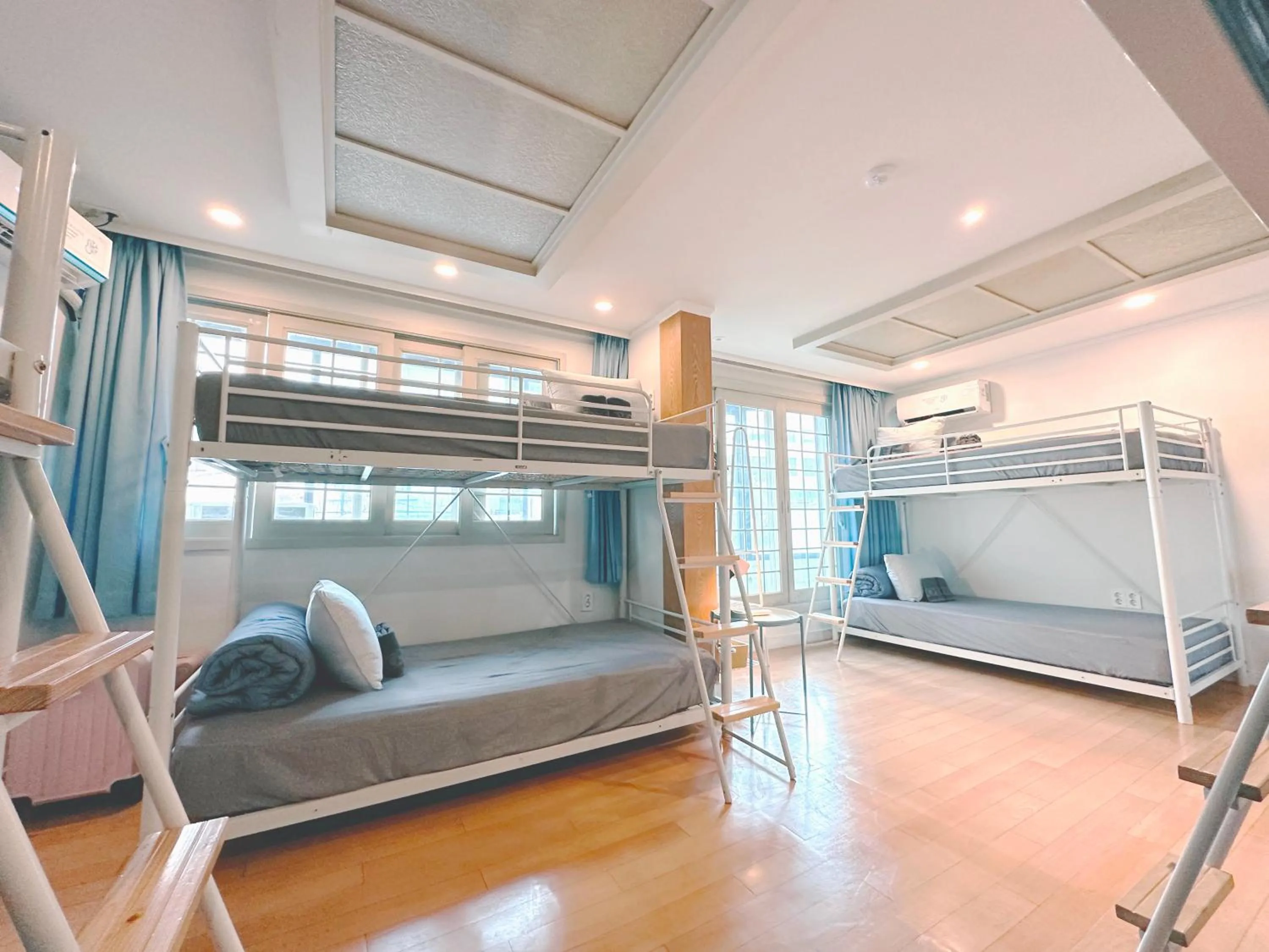 Bed in OYO Rooftop Hostel