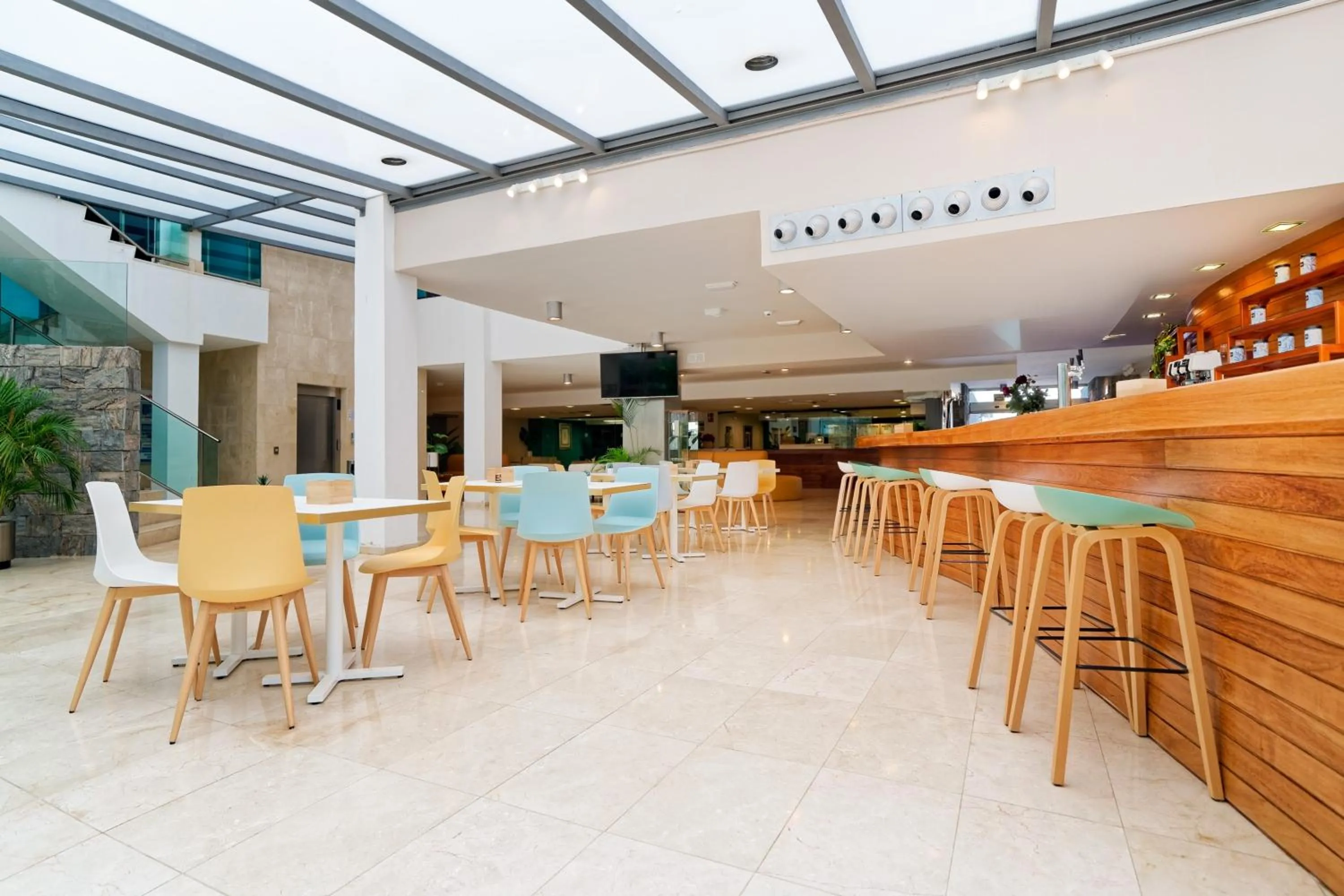 Breakfast in Morasol Suites