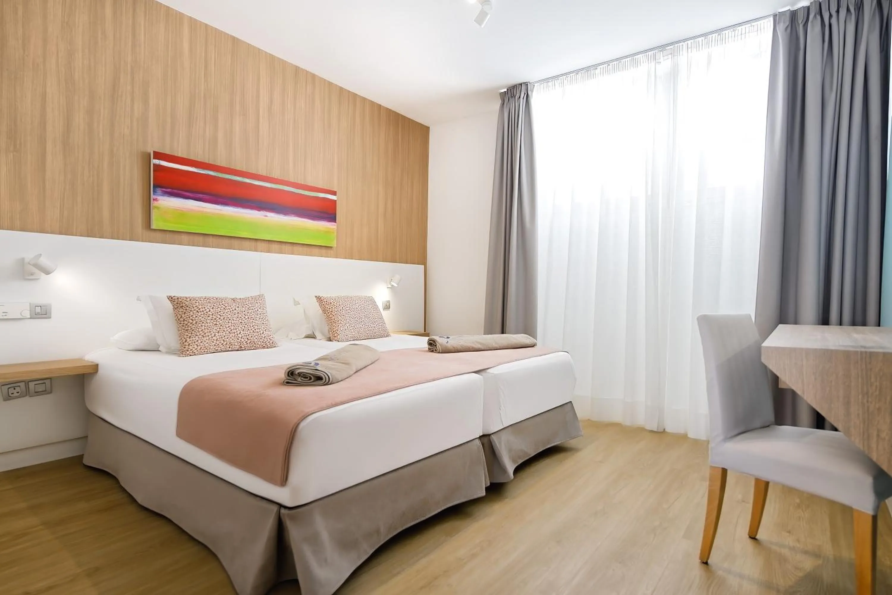 Bedroom, Bed in Morasol Suites