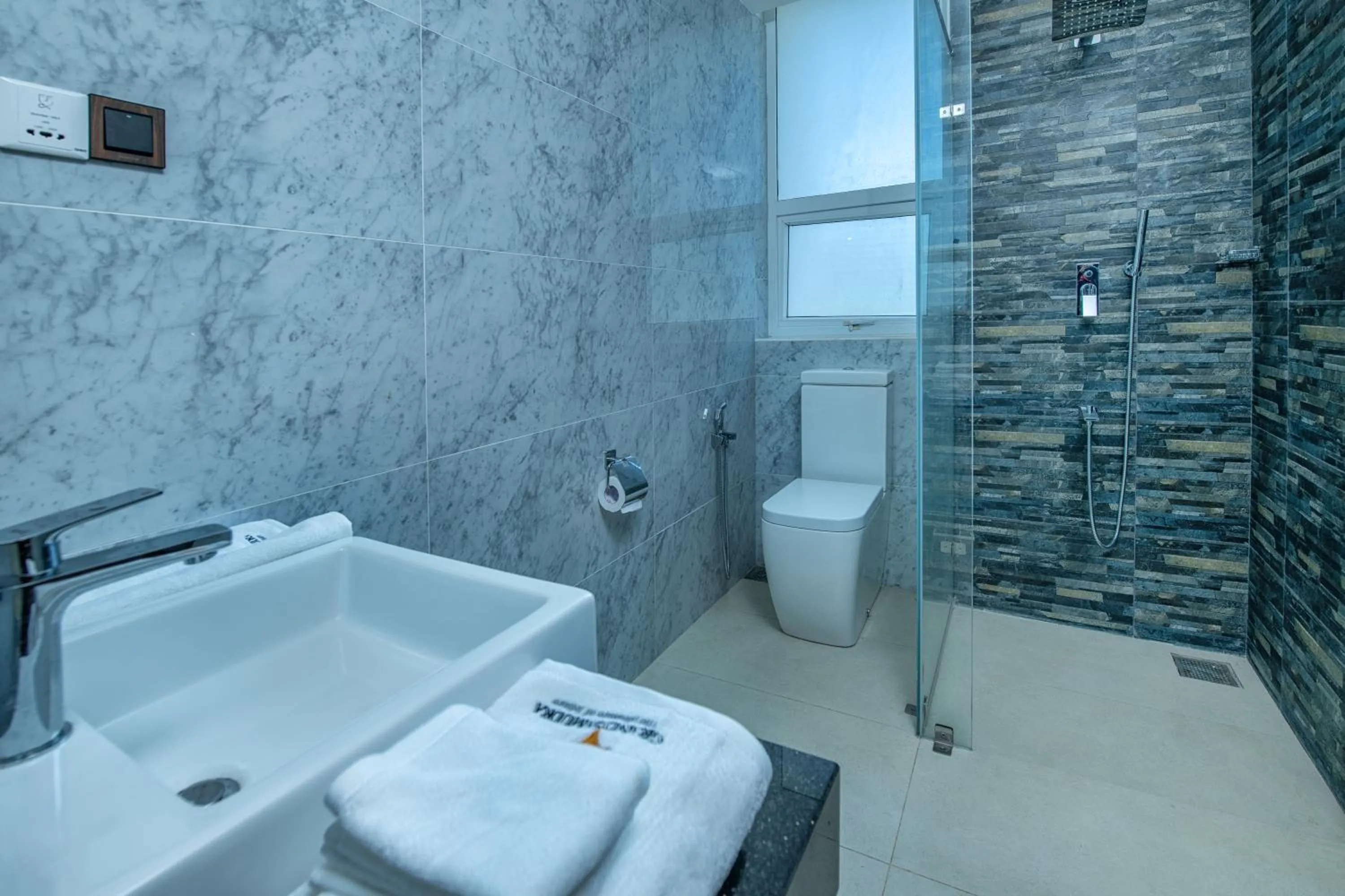 Shower, Bathroom in Grand Samudra Hotel