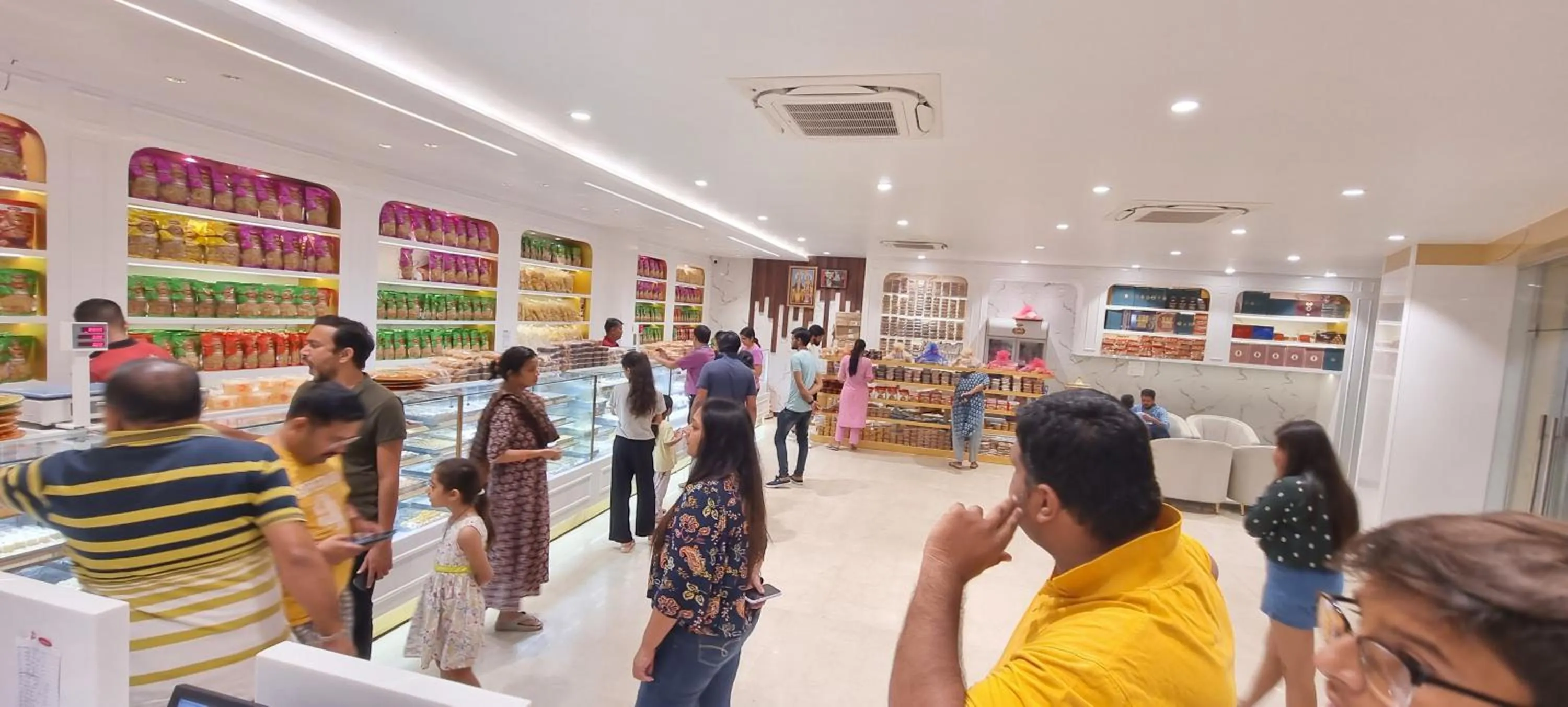group of guests in Babuji Jodhpur Palace
