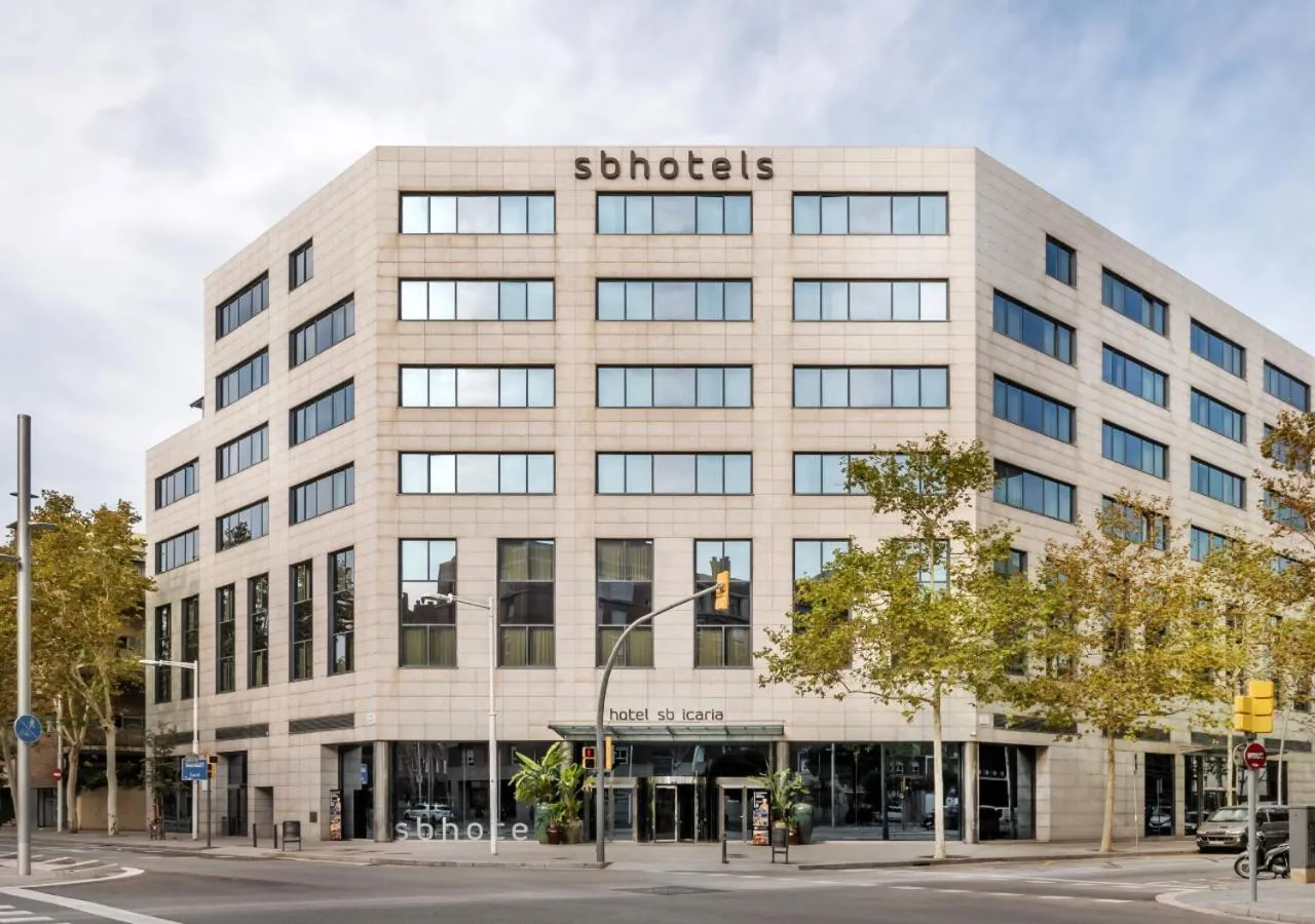 Facade/entrance in Hotel SB Icaria