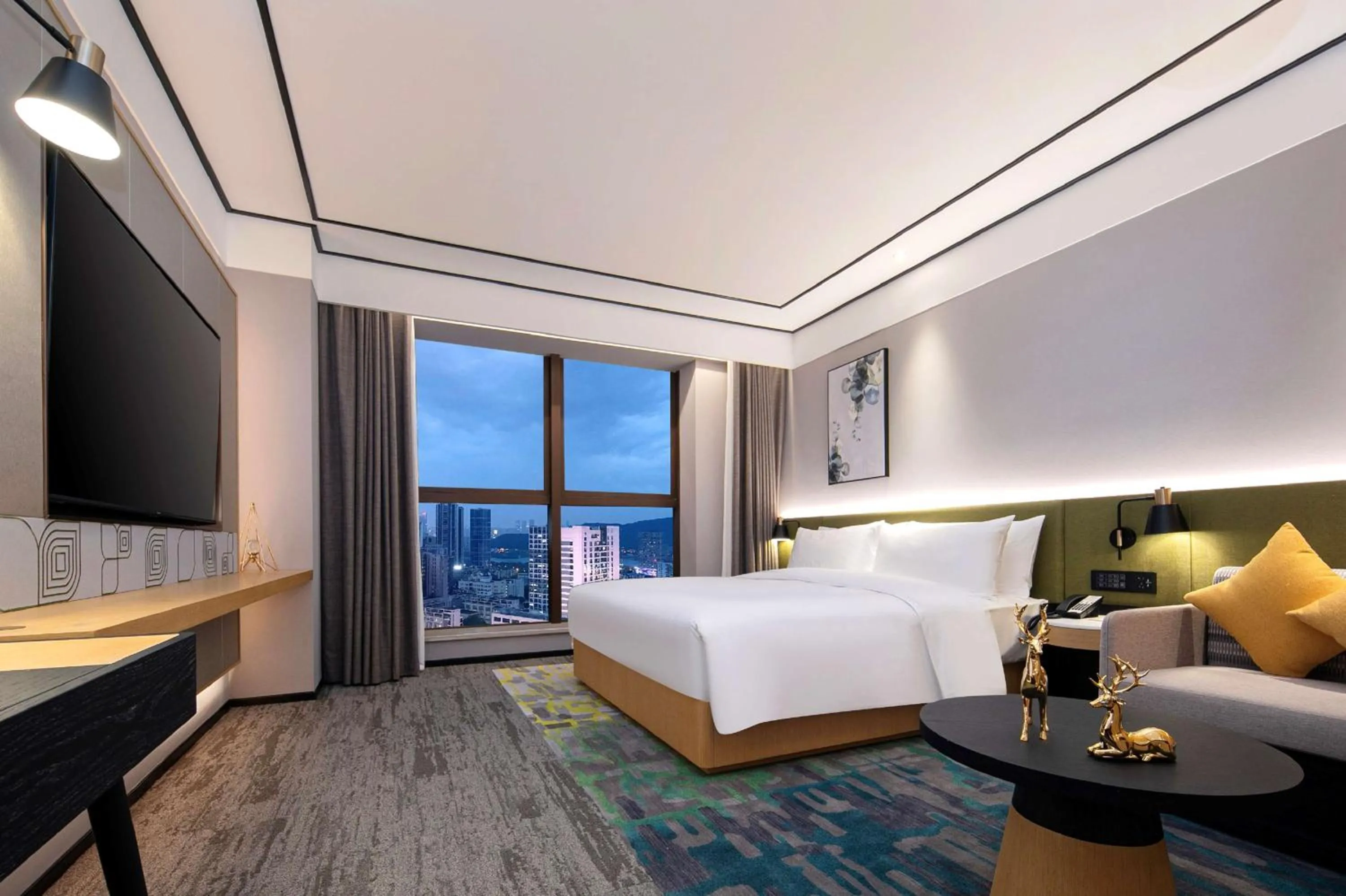 Bedroom, Bed in Hilton Garden Inn Changsha Yuelu