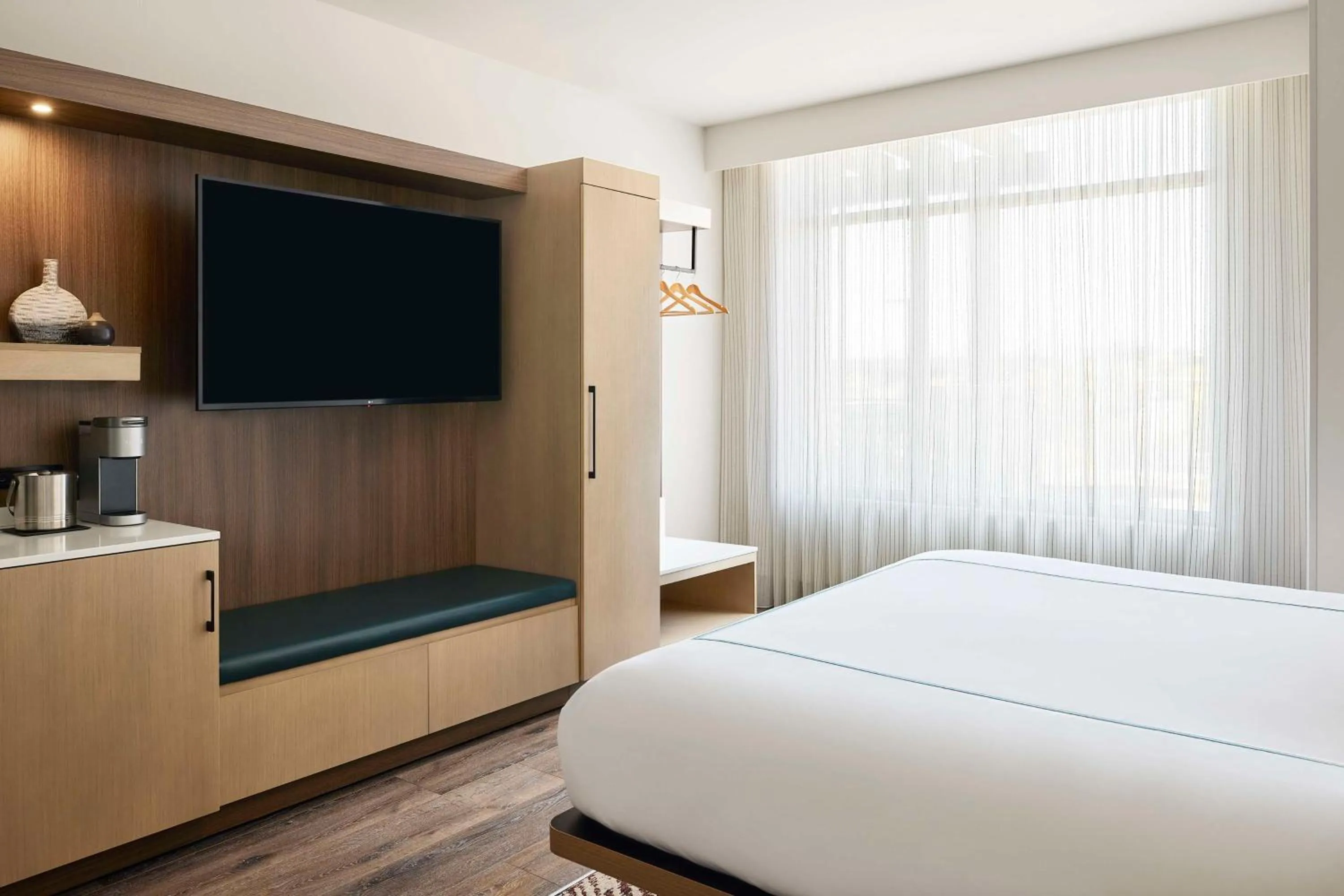 Bed in The Eddy Hotel Tucson, Tapestry Collection By Hilton