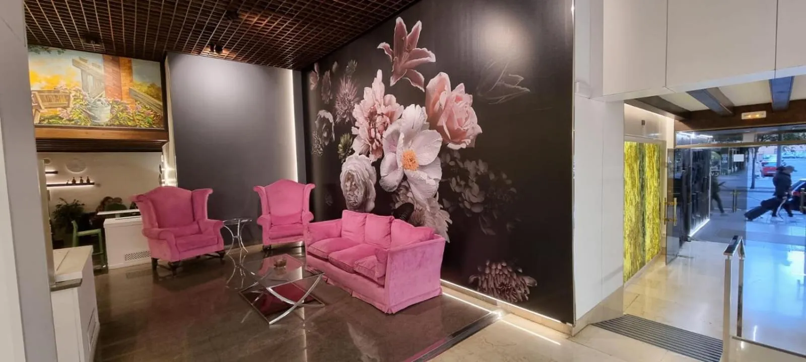 Decorative detail in Hotel Castilla Vieja